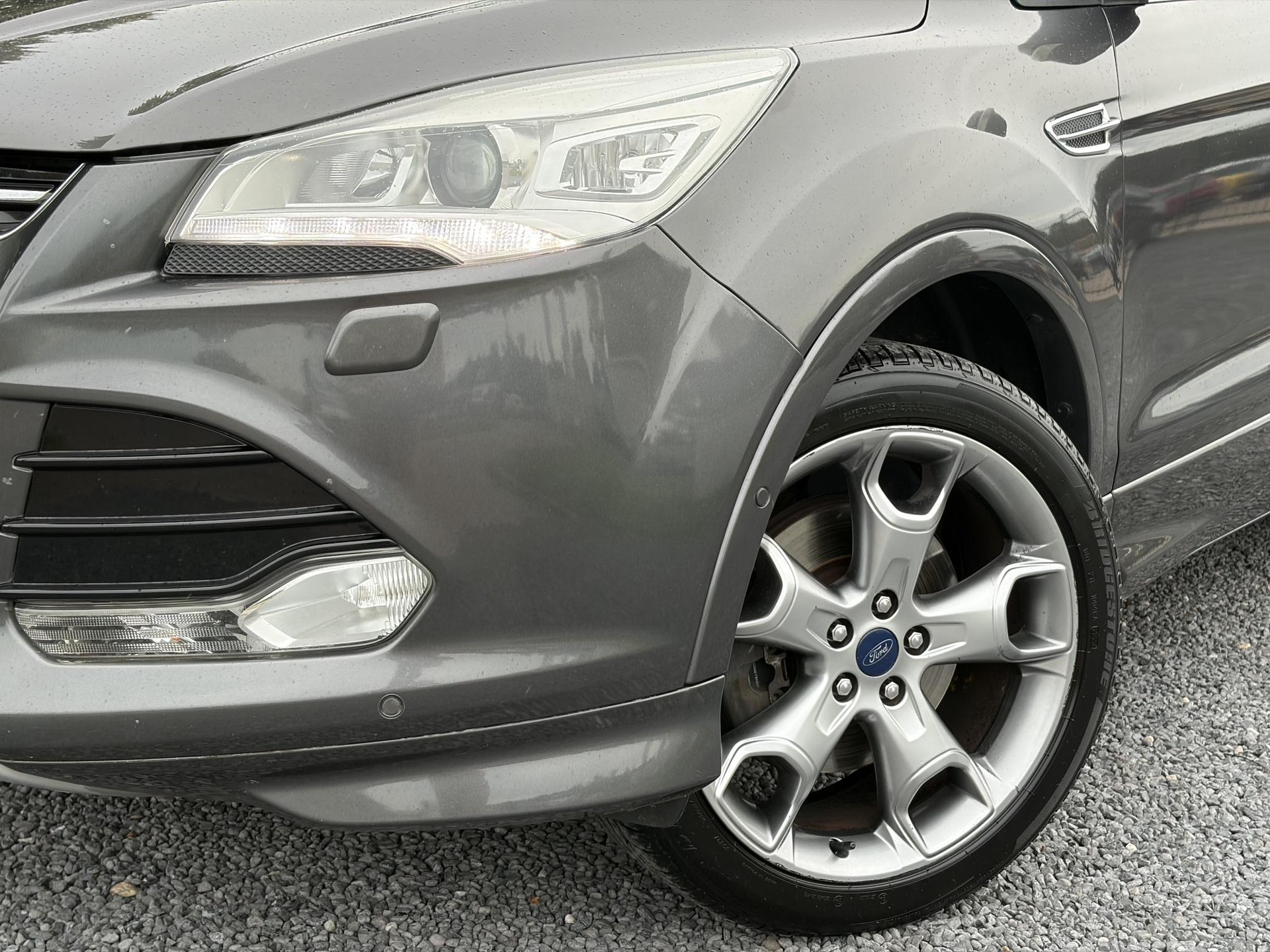 Ford Kuga 1.5 Titanium Plus 4WD ✓2e Eigenaar✓Camera✓183pk✓Trekhaak✓Leder✓Stoelverw✓Navi✓Clima✓Cruise✓Pdc V+A✓Elekt Stoelen✓Dodehoeksensor✓Net beurt gehad✓19''Lm velgen✓N.A.P✓Apk tot 08-2027