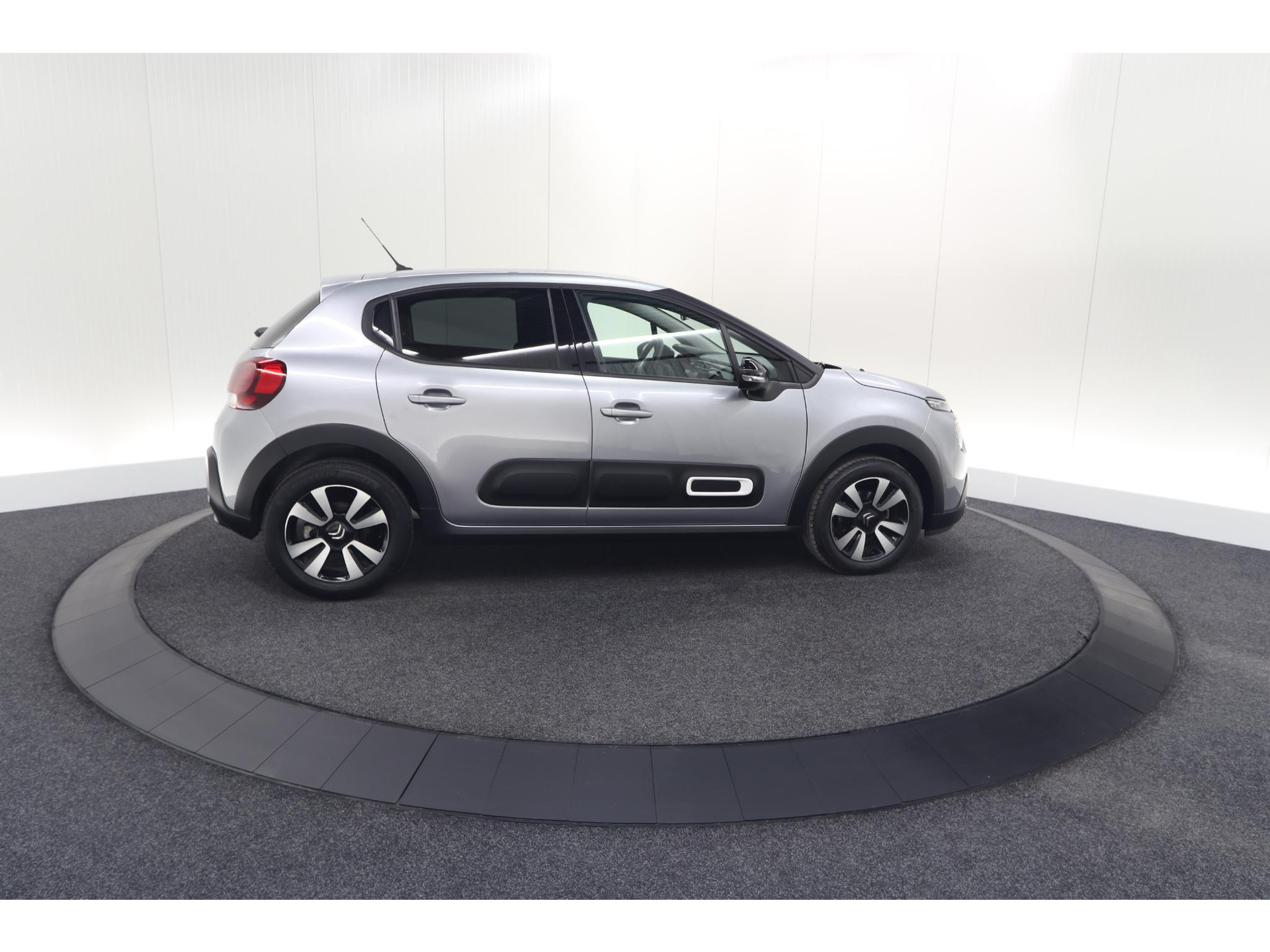 Citroen C3 PureTech 110 EAT6 Max | Camera | Parkeersensoren | Apple Carplay