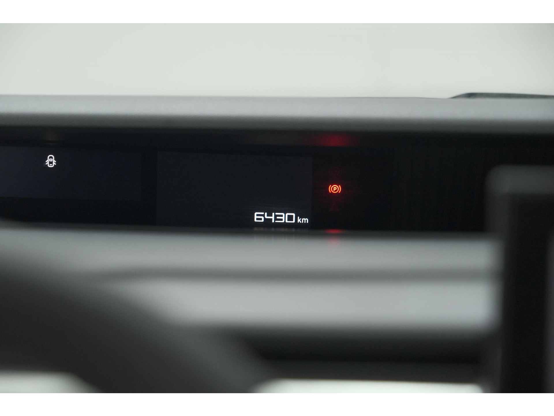 Citroen Ë-C3 Max 113pk 44 kWh | 7 KW Laadfunctie | Camera | Navigatie | Apple Carplay | Parkeersensoren