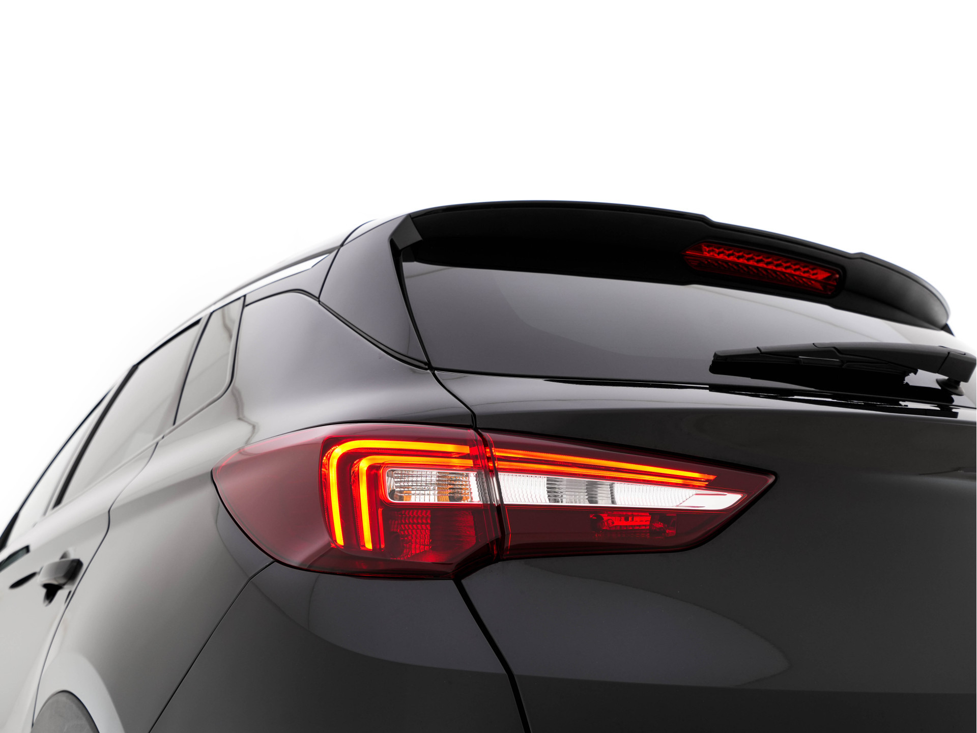 Opel Grandland X 1.2 Turbo Business Executive (INCL-BTW) Aut. *LEATHER-MICORFIBRE | FULL-LED | NAVI-FULLMAP | BLIND-SPOT | KEYLESS | CAMERA | SPORT-SEATS | DAB+ | LANE-ASSIST | PRIVACY-GLASS | TOWBAR | 17''ALU*