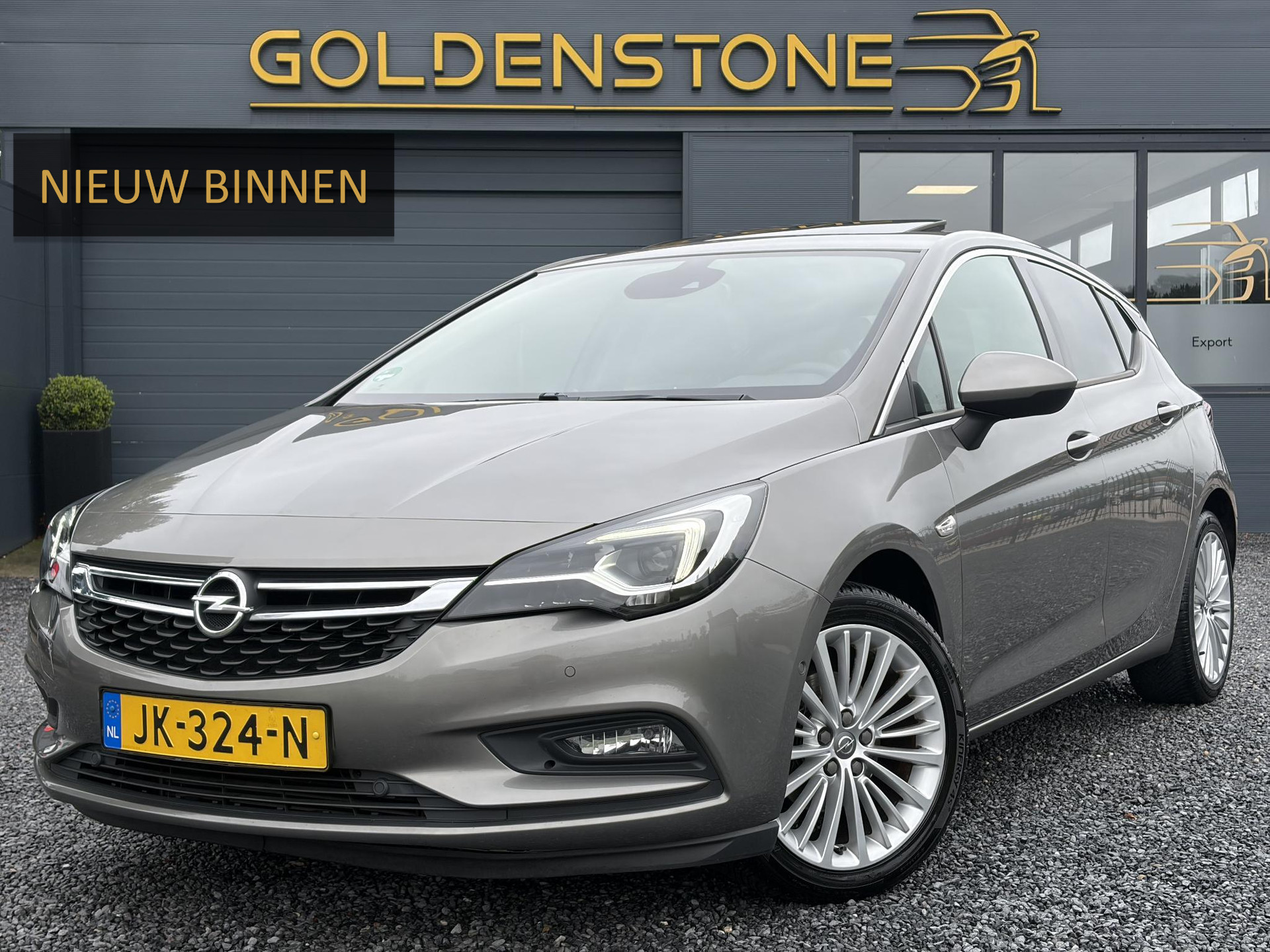 Opel Astra 1.4 Innovation ✓150pk✓Camera✓2e Eigenaar✓Carplay✓Pano✓Stoelverw✓Stuurverw✓Leder✓Navi✓Trekhaak✓Net beurt gehad✓Automaat✓Keyless✓Clima✓Cruise✓Pdc V+A✓105pk✓N.A.P✓17''Lm velgen✓Rijstrooksensor✓Apk tot 09-2027