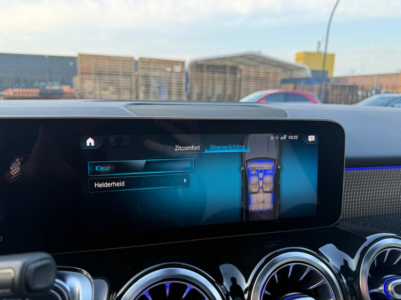 Mercedes-Benz GLB 250 4MATIC Advantage | 1E EIGENAAR | 3/6/12MND GARANTIE | 225 PK | AUTOMAAT | LED | MEMORY | CARPLAY | PANODAK | CRUISE |