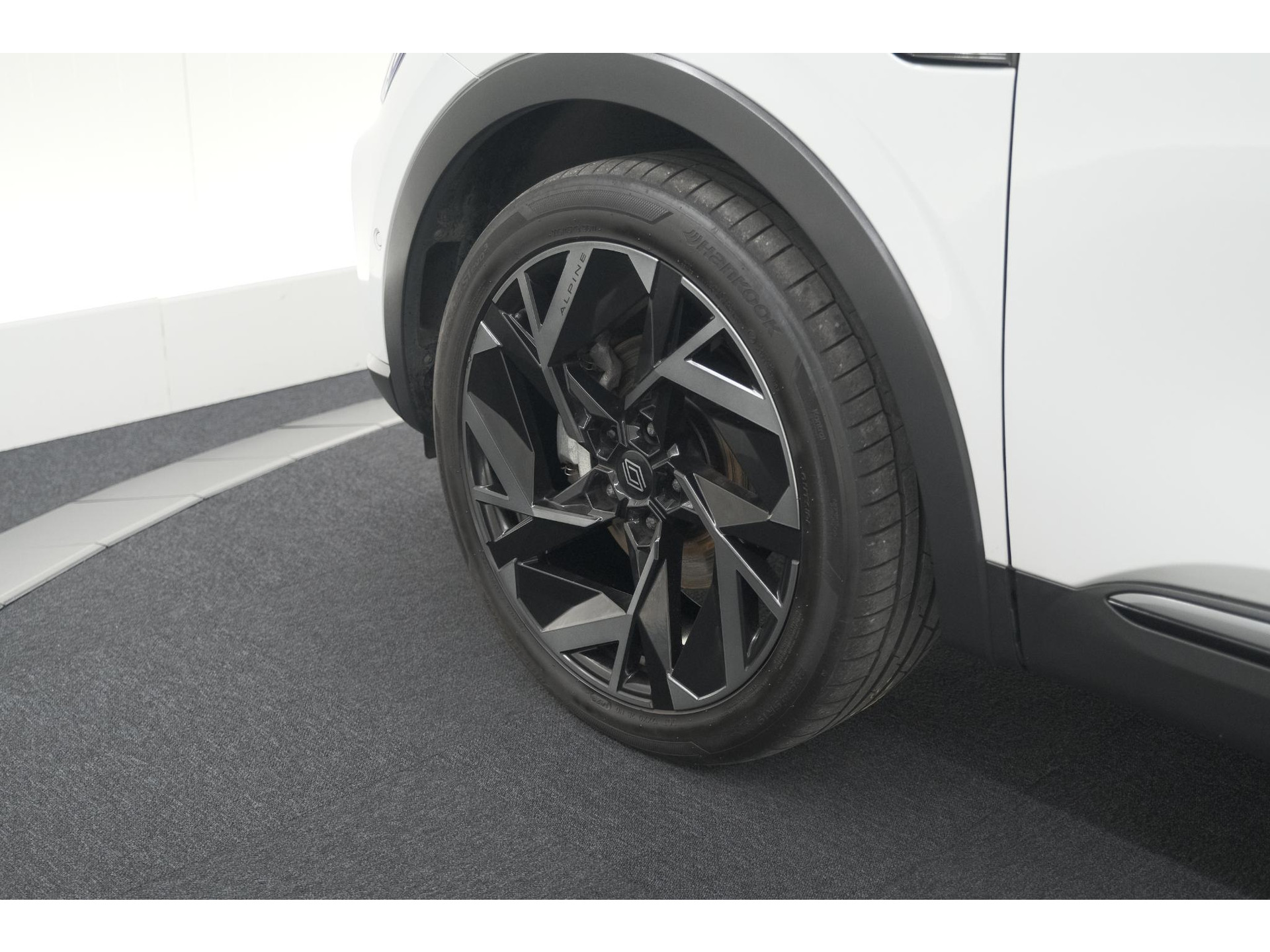 Renault Arkana 1.6 E-Tech full hybrid 145 esprit Alpine | 360 Camera | Panoramadak | Stoelverwarming | Dodehoekdetectie