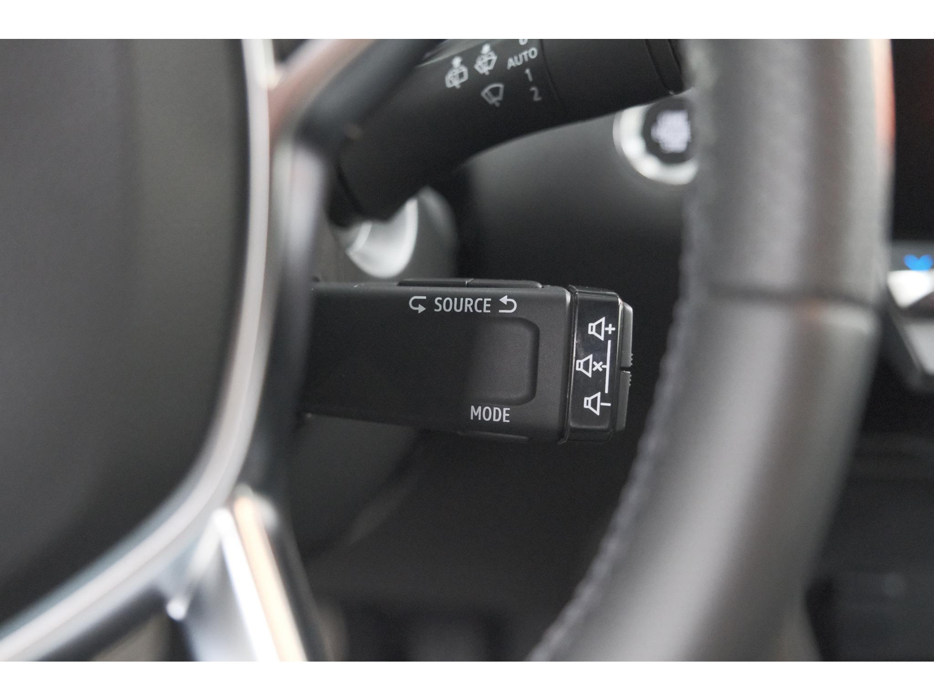 Renault Captur TCe 90 Techno | Nieuw Model | Camera | Harman Kardon | Apple Carplay | Parkeersensoren | 18 Inch Lichtmetalen Velgen