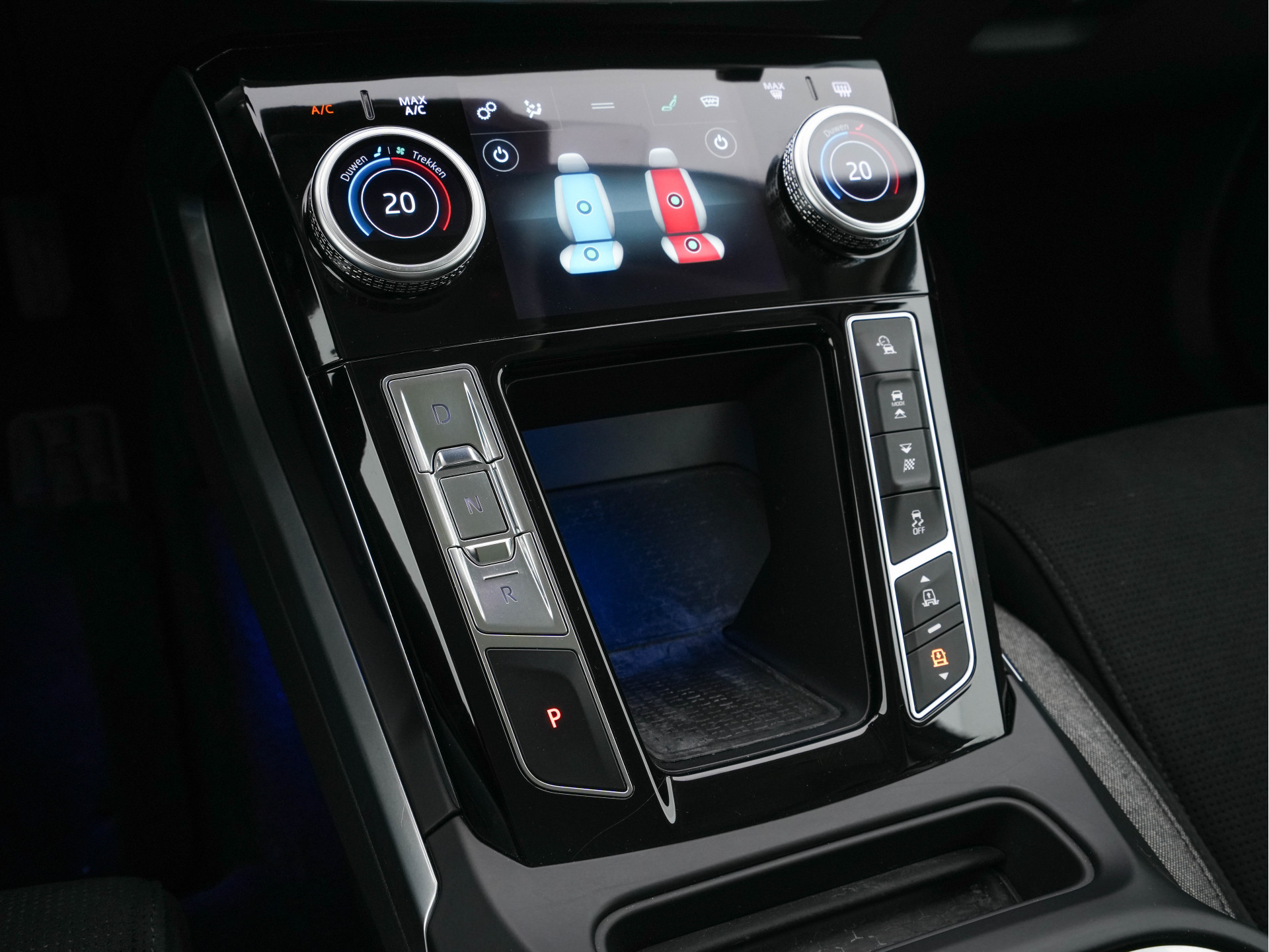 Jaguar I-PACE EV400 HSE First Edition AWD {SOH-91%} (INCL-BTW) Aut. *DIGI-COCKPIT | MATRIX-LED | MICROFIBRE | MERIDIAN-AUDIO | SURROUND-VIEW | KEYLESS | LANE-ASSIST | BLIND-SPOT | CRUISE | DAB | MEMORY-PACK | CCS-FASTLOADER | SPORT-SEATS | 22"