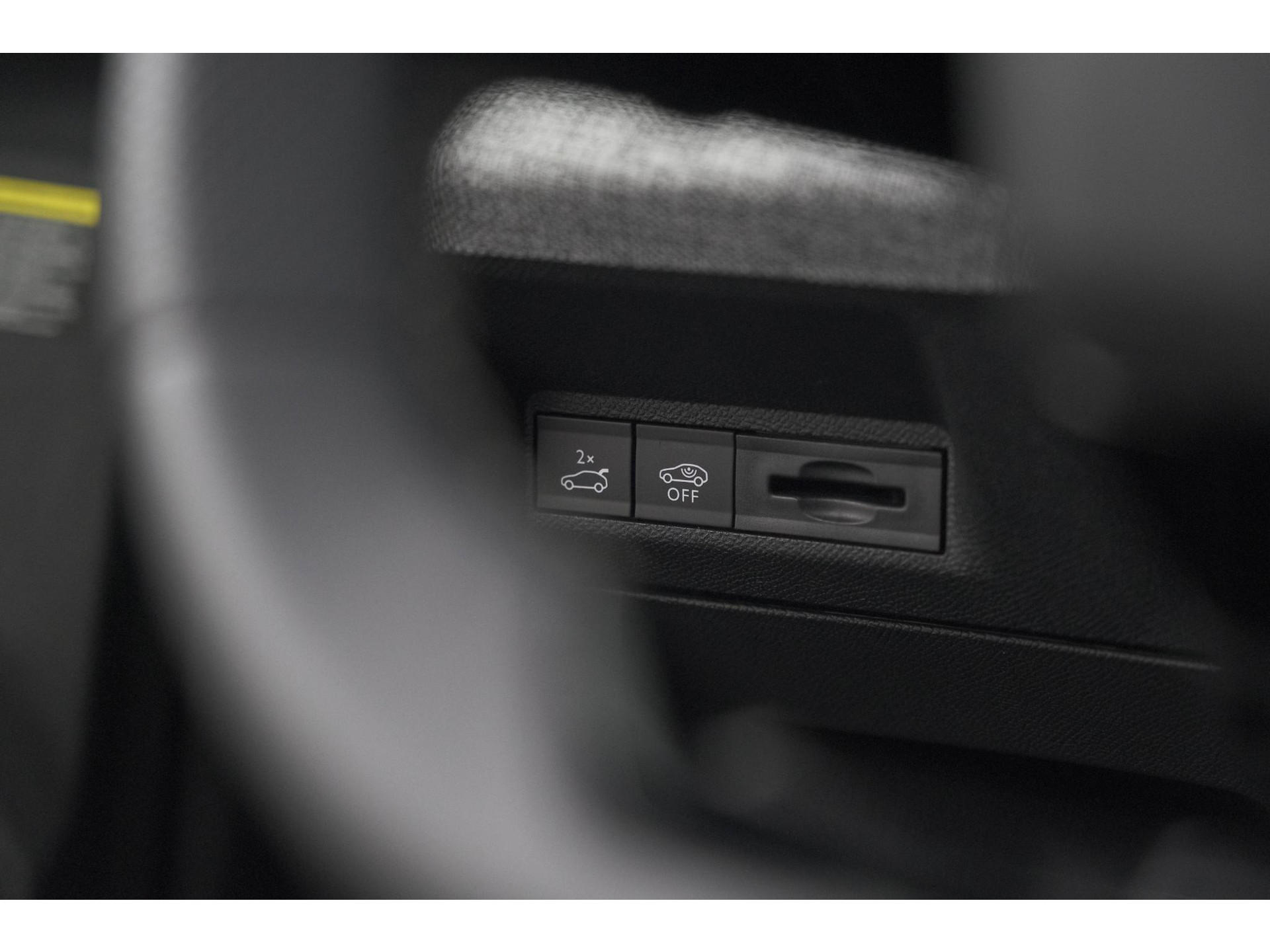Peugeot 3008 1.2 Hybrid 136 GT | 360 Camera | Adaptieve Cruise Control | Stoelen Pakket | Elektrische Kofferklep