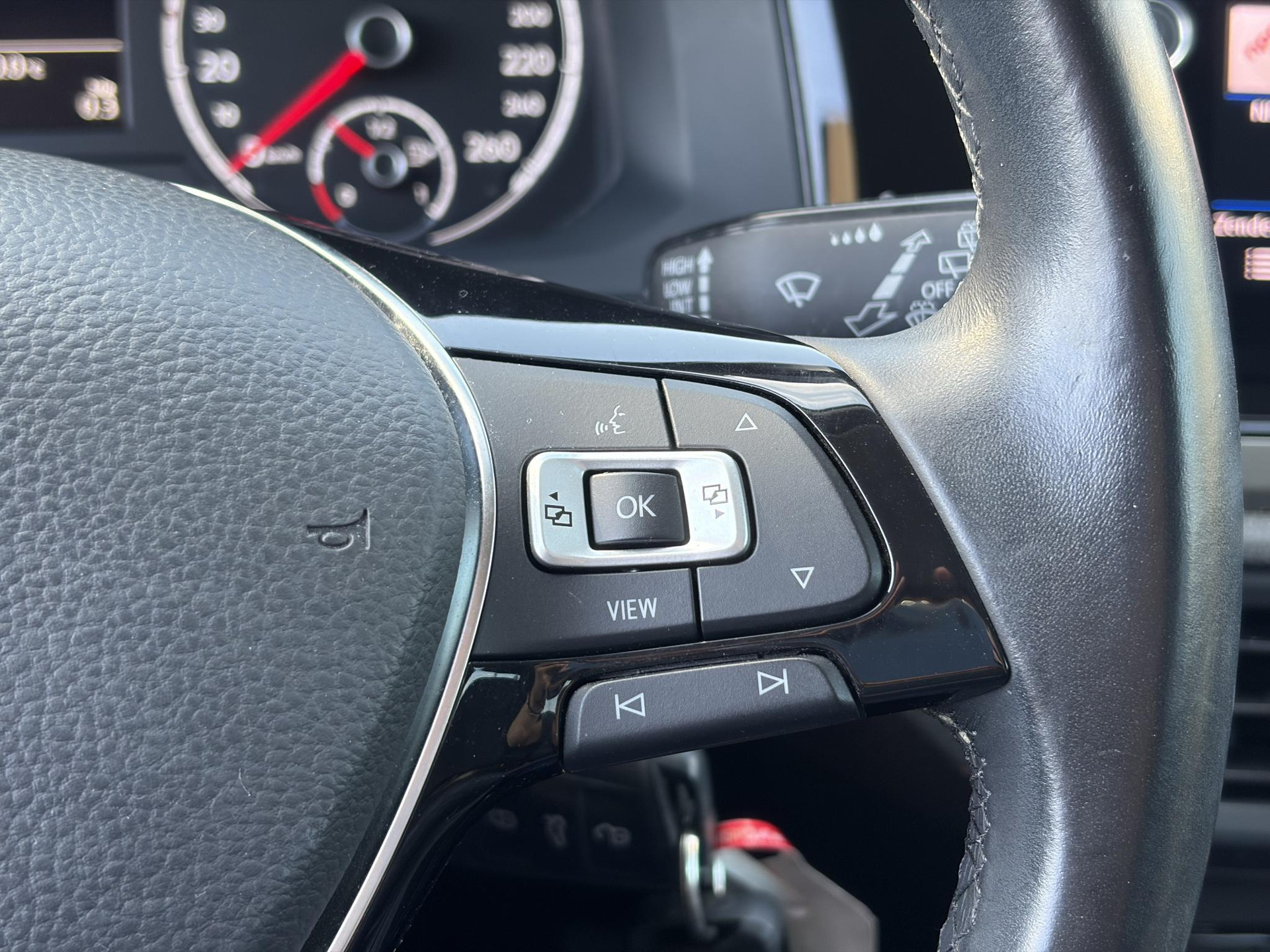 Volkswagen Polo 1.0 MPI Comfortline ✓2e Eigenaar✓Camera✓Carplay✓Clima✓Cruise✓Zeer Zuinig✓Weinig km✓N.A.P✓Apk tot 02-2027