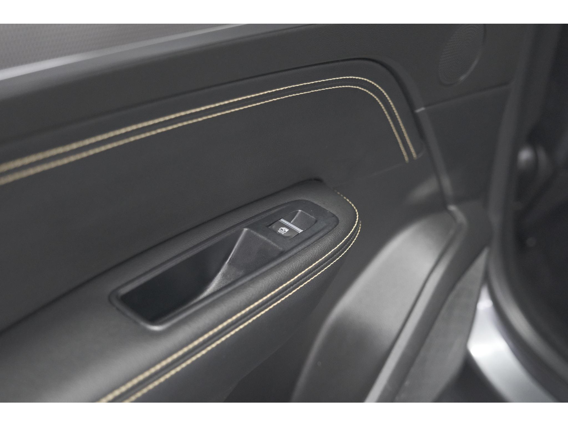 Renault Arkana Mild Hybrid 140 EDC Techno | 360 Camera | Dodehoekdetectie | Adaptieve Cruise Control