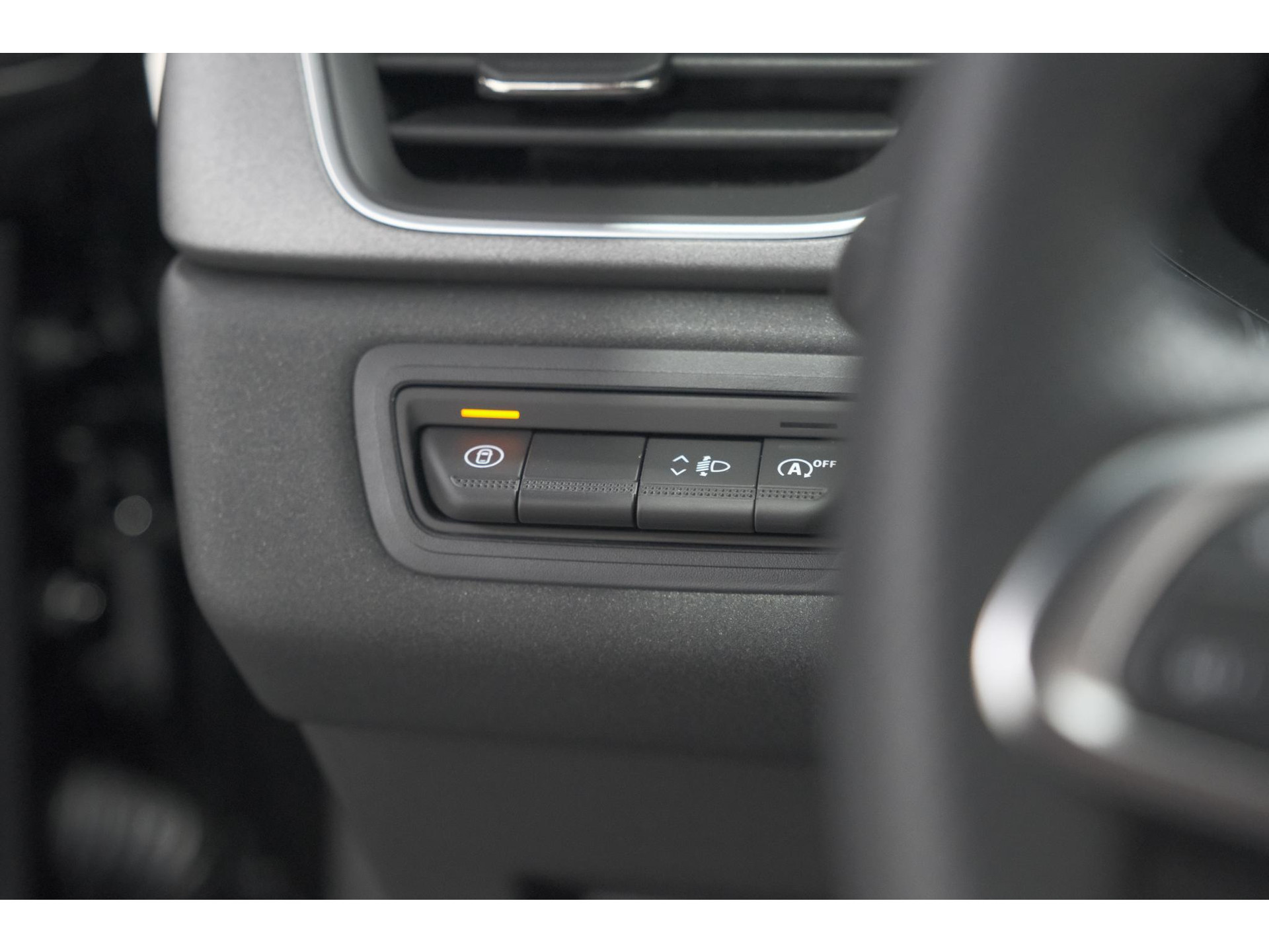 Renault Captur 1.3 mild hybrid 160 techno | Trekhaak | Pack Winter | Camera | Adaptieve Cruise