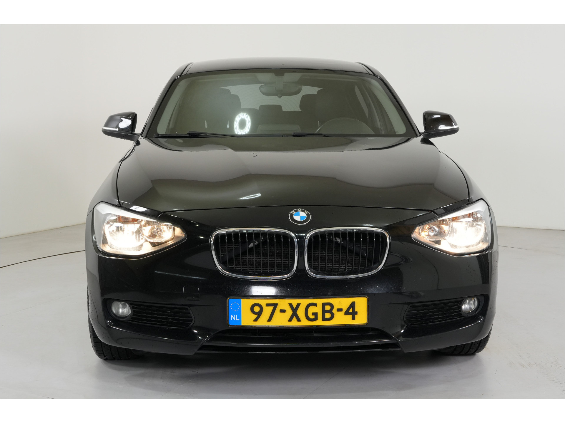 BMW 1-serie 116i | Motor loopt wat onregelmatig en lampje brand |