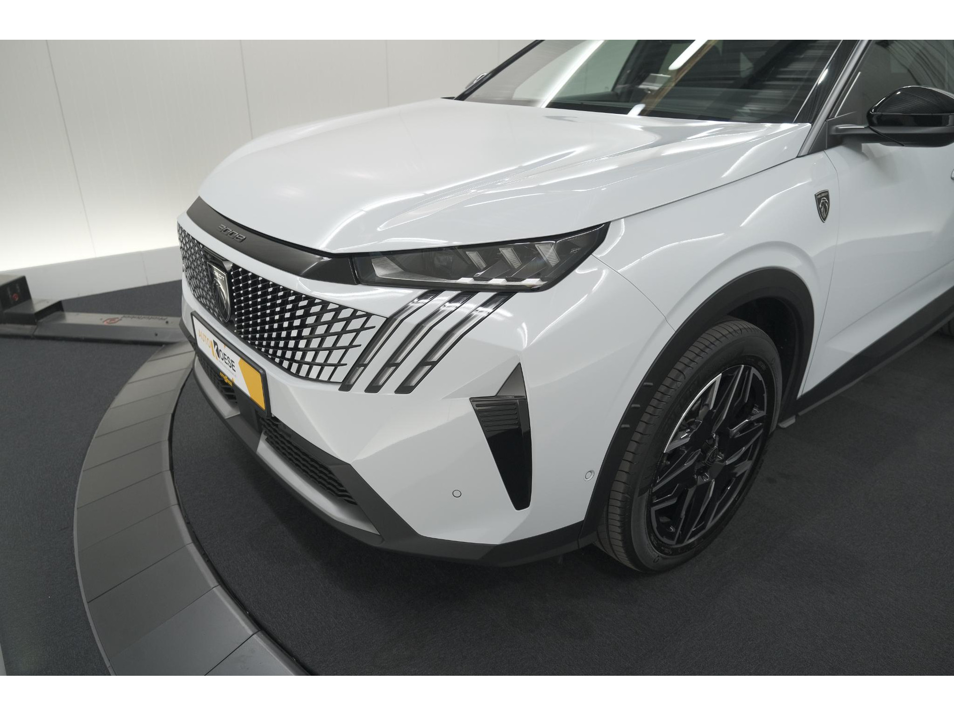 Peugeot 3008 1.2 Hybrid 136 GT | Panoramadak | FOCAL Audio | Alcantara Executive Pakket | 360 Camera | Adaptieve Cruise Control