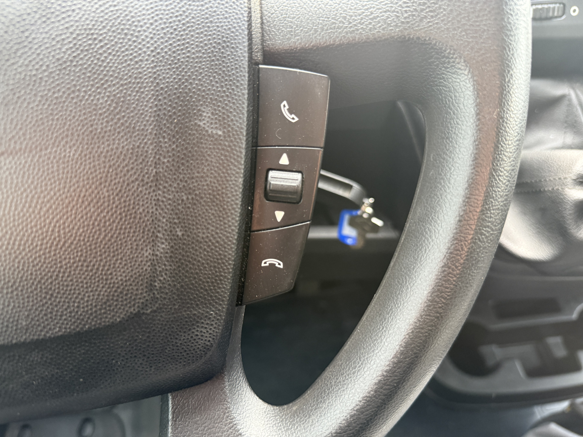 Peugeot Boxer 2.2 HDI 165PK Laadklep Bakwagen Cruise Control Climate Control Camera Carplay Standkachel LED Koffer Meubelbak