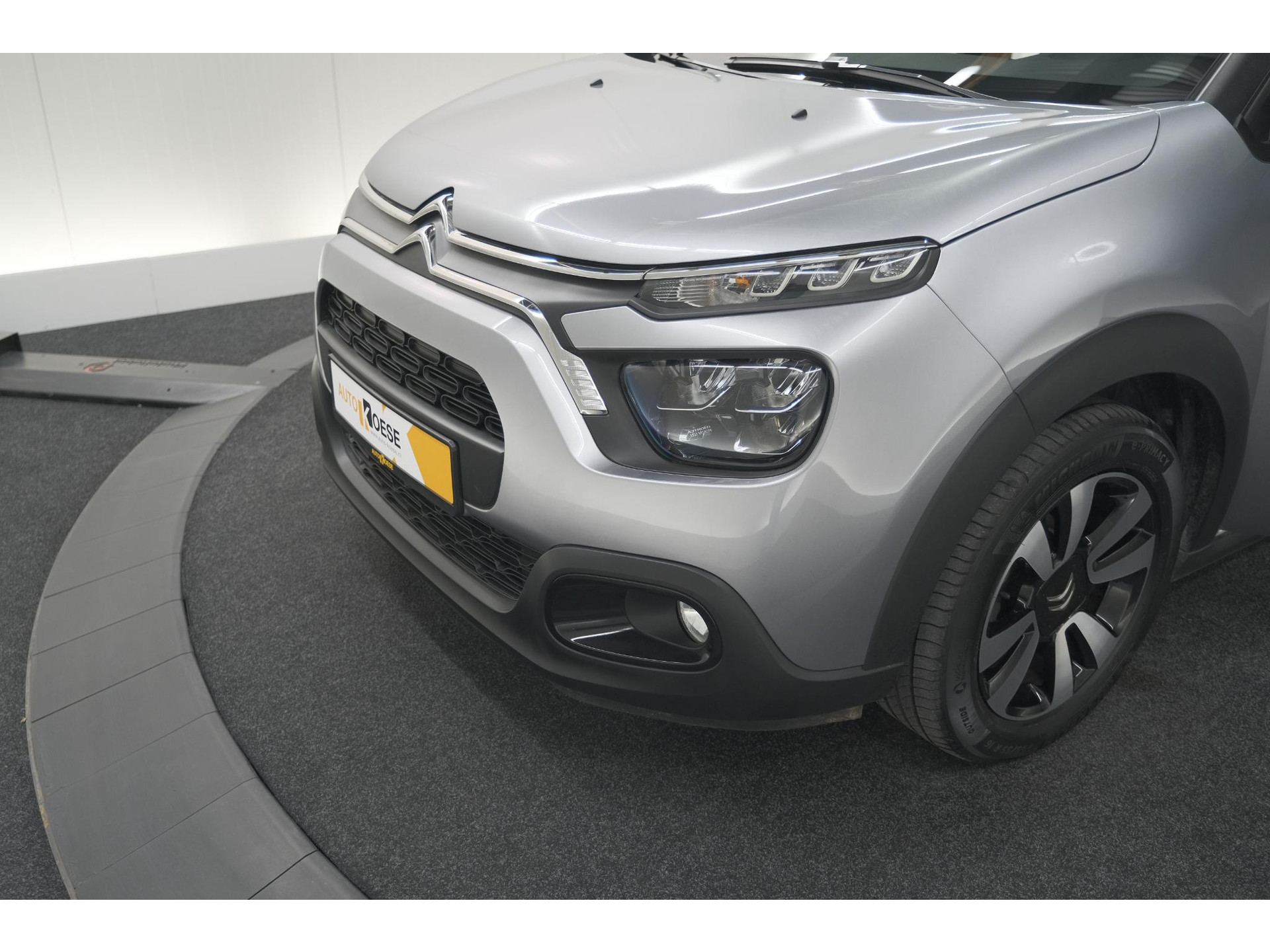 Citroen C3 PureTech 110 Max | Keyless entry/start | Camera | Navigatie | Parkeersensoren | Apple Carplay