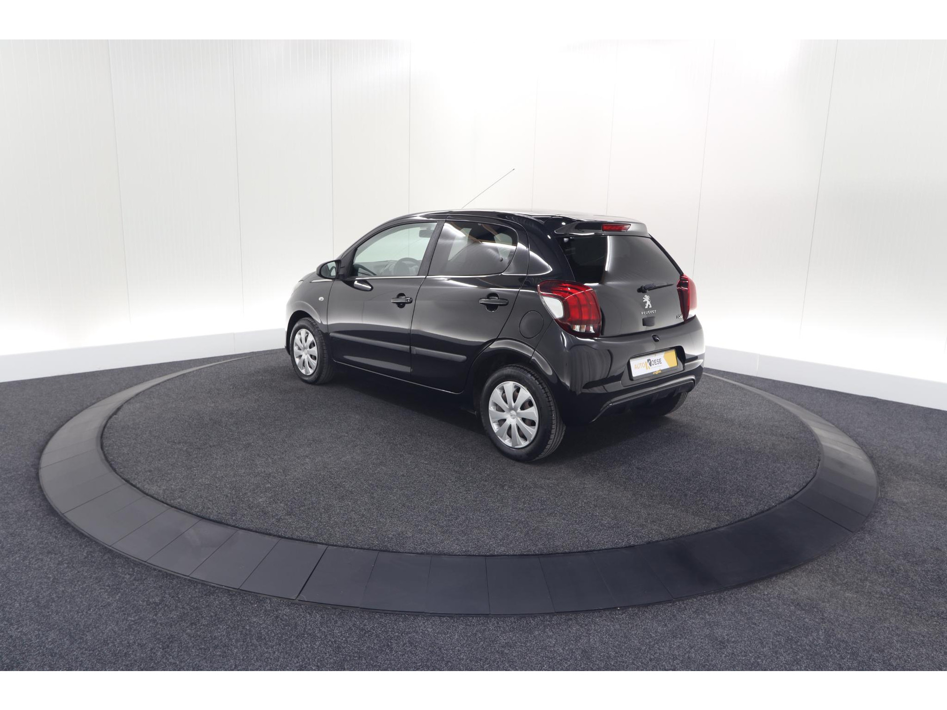 Peugeot 108 1.0 e-VTi Active | Unieke Auto! | Automaat | Airco | Getint Glas | Bluetooth Radio | 5 Deurs