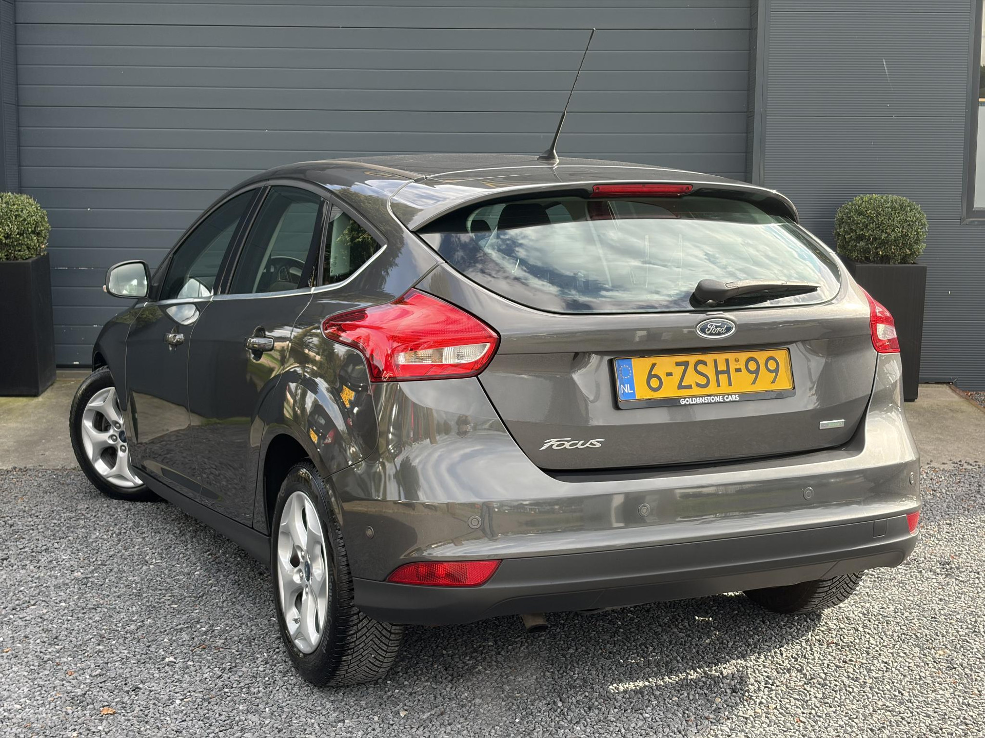 Ford Focus 1.0 Titanium Edition ✓1e Eigenaar✓125pk✓Recent Beurt gehad✓Dealer Onderhouden✓Navi✓6 Bak✓Pdc V+A✓Clima✓Cruise✓Lm velgen✓4 Elekt Ramen✓N.A.P✓Apk tot 03-2027