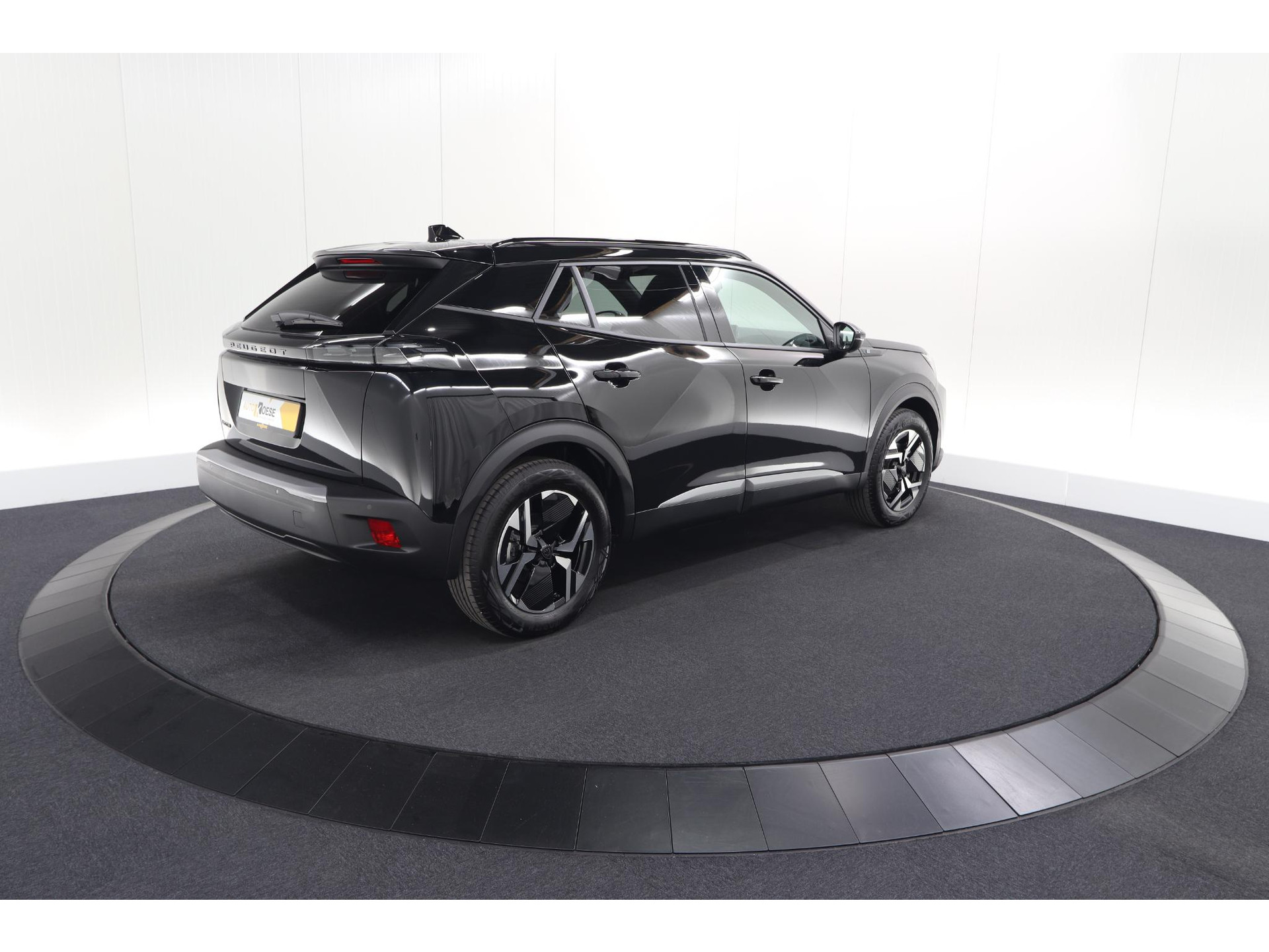 Peugeot e-2008 EV Allure 54 kWh | 11 KW Lader | Warmtepomp | Apple Carplay | Parkeersensoren