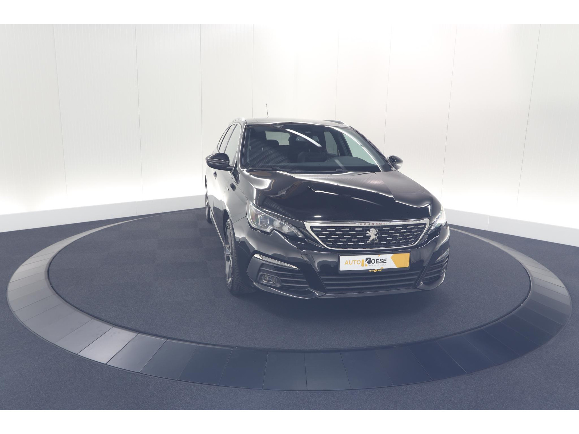 Peugeot 308 SW PureTech 130 GT-line | Trekhaak | Panoramadak | Camera | Alcantara Bekleding | Dodehoekdetectie