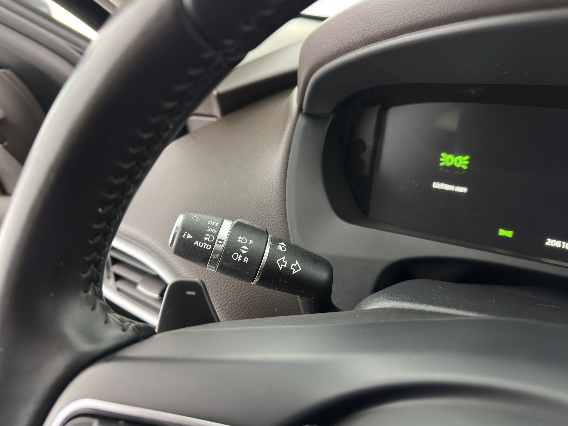 Jaguar F-PACE 2.0 Portfolio AWD 20d Aut. *PANO | DIGI-COCKPIT | XENON | LEATHER | KEYLESS | MERIDIAN-SOUND | NAVI-FULLMAP | ECC | PDC | CRUISE | 19''ALU*