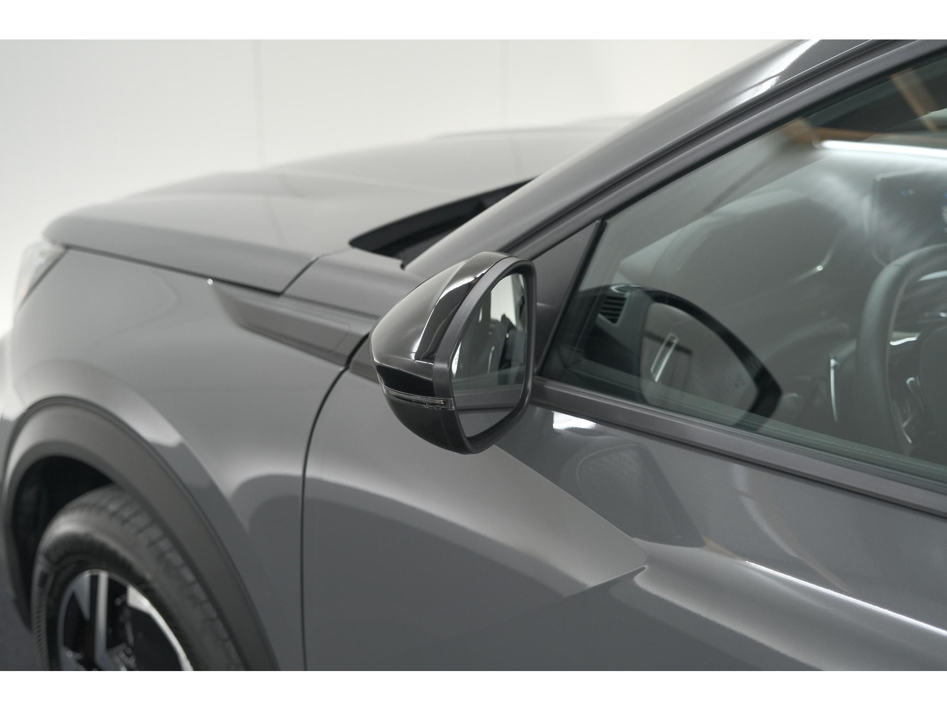 Peugeot 2008 Hybrid 145 e-DCS6 Allure | 360 Camera | Adaptieve Cruise Control | Dodehoekdetectie | Navigatie