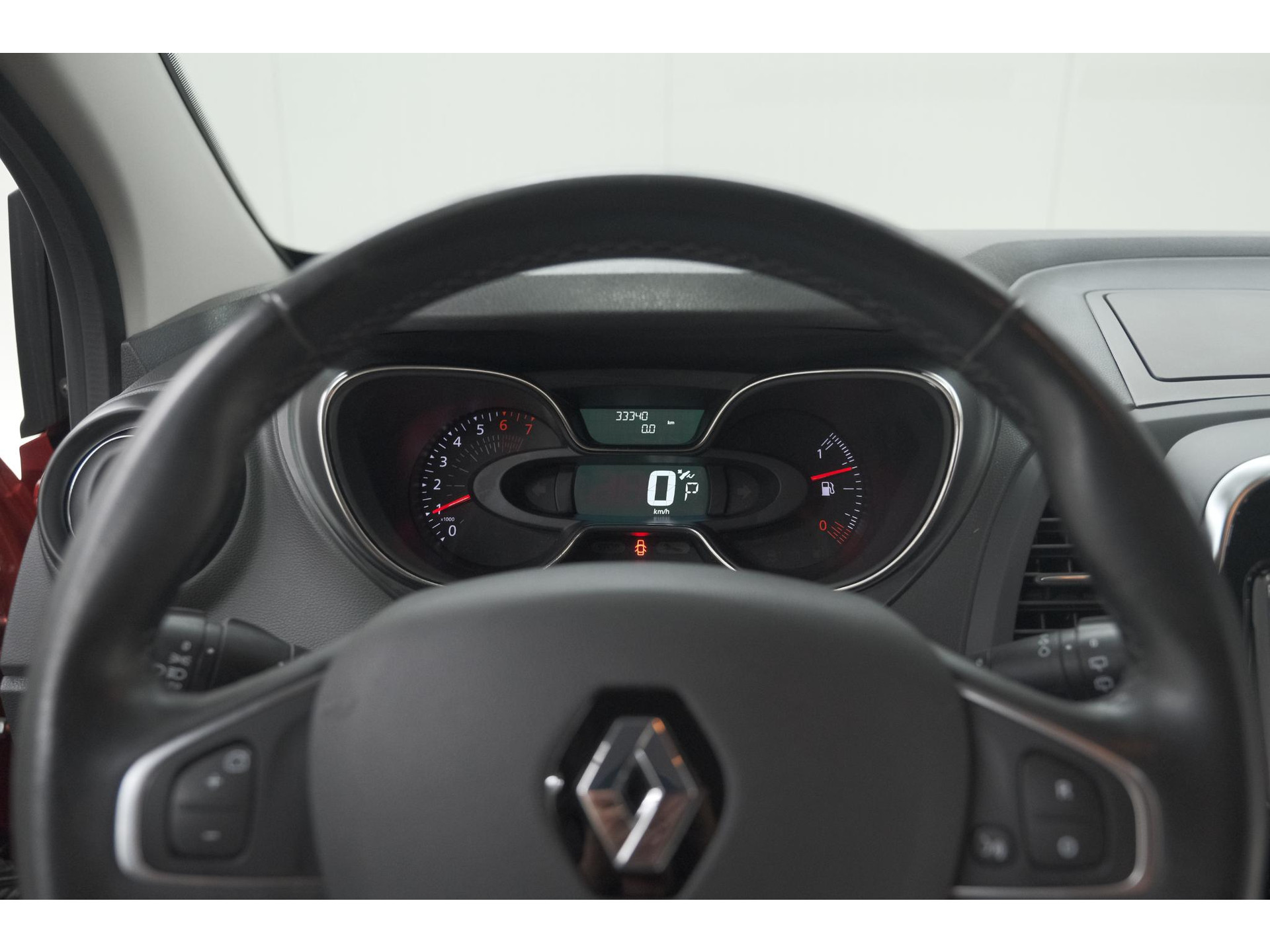 Renault Captur TCe 120 EDC Intens | Trekhaak | Camera | Navigatie | Parkeersensoren