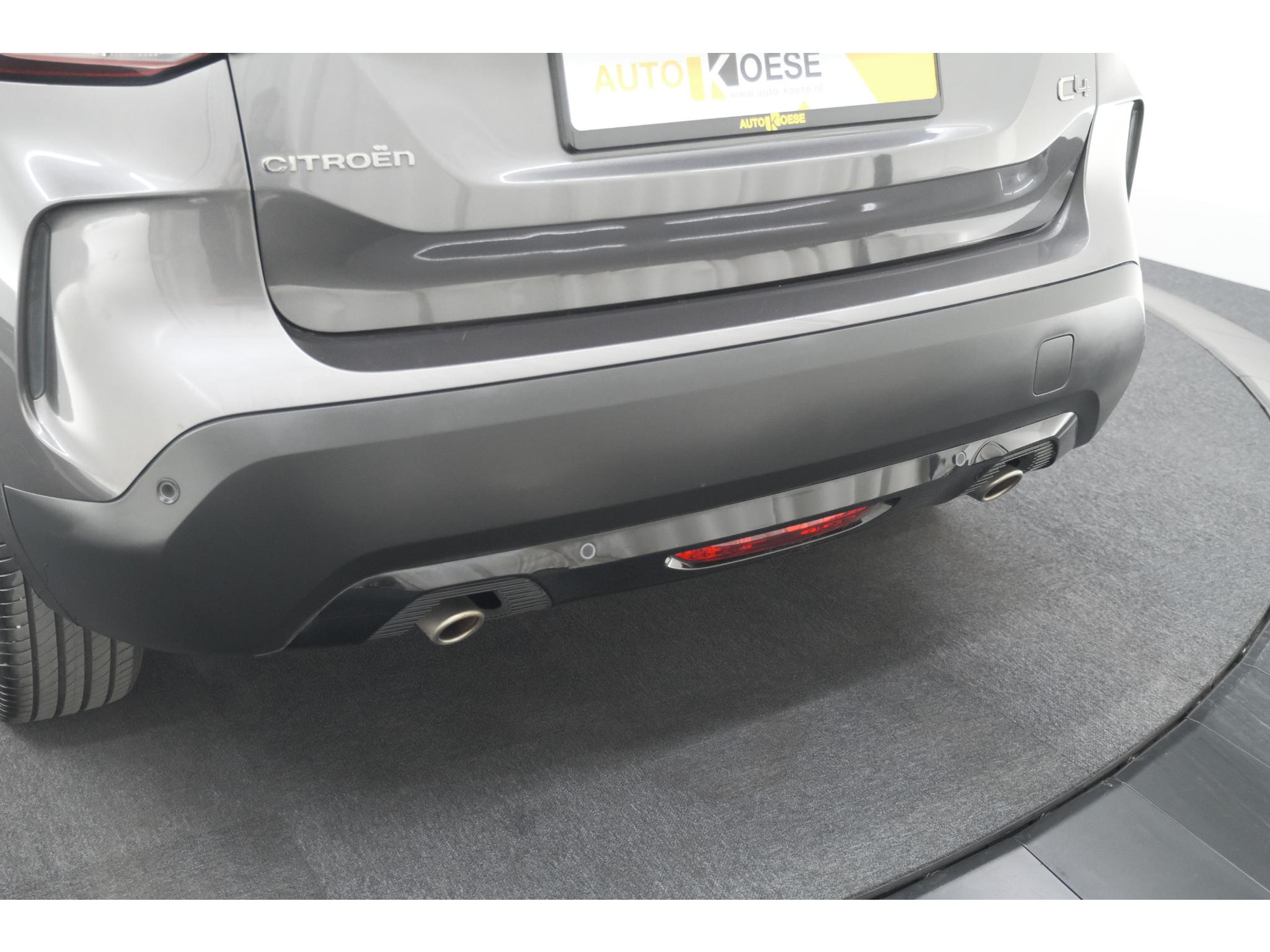 Citroen C4 Puretech 130 Feel Pack | Head-Up Display | Camera | Navigatie | Keyless Entry