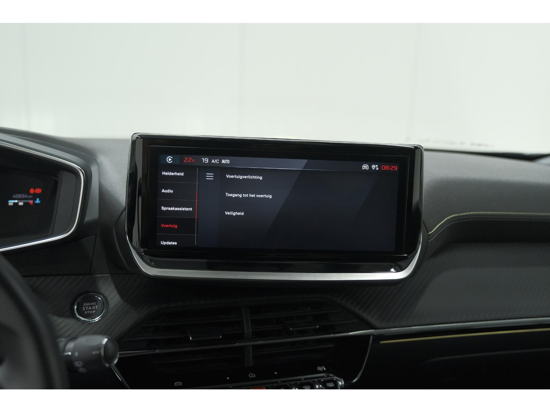Peugeot 2008 PureTech 130 EAT8 GT | 360 Camera | Adaptieve Cruise Control | Dodehoekdetectie | Navigatie