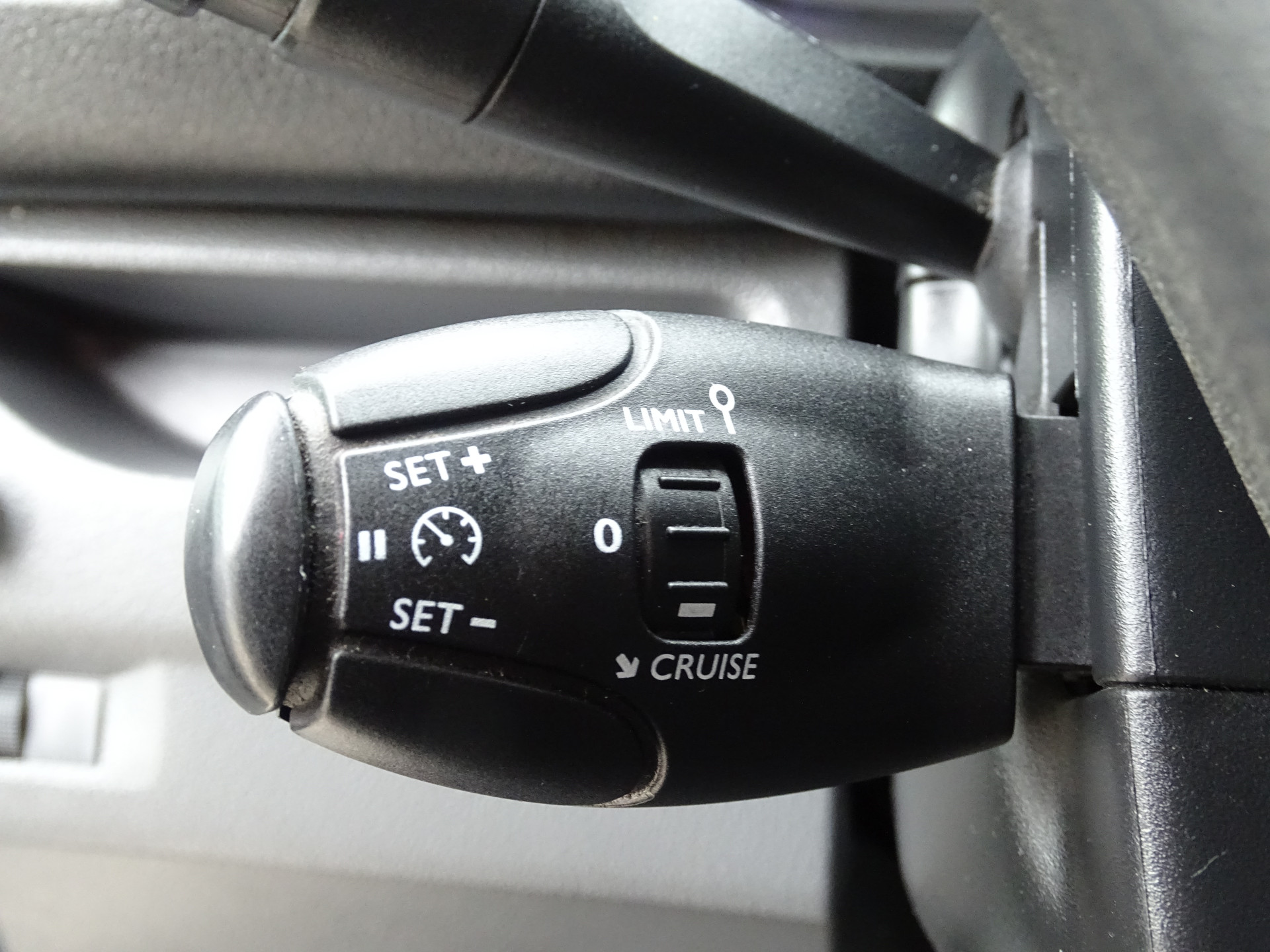 Peugeot Expert 231L 2.0 BlueHDI 120 DC Premium