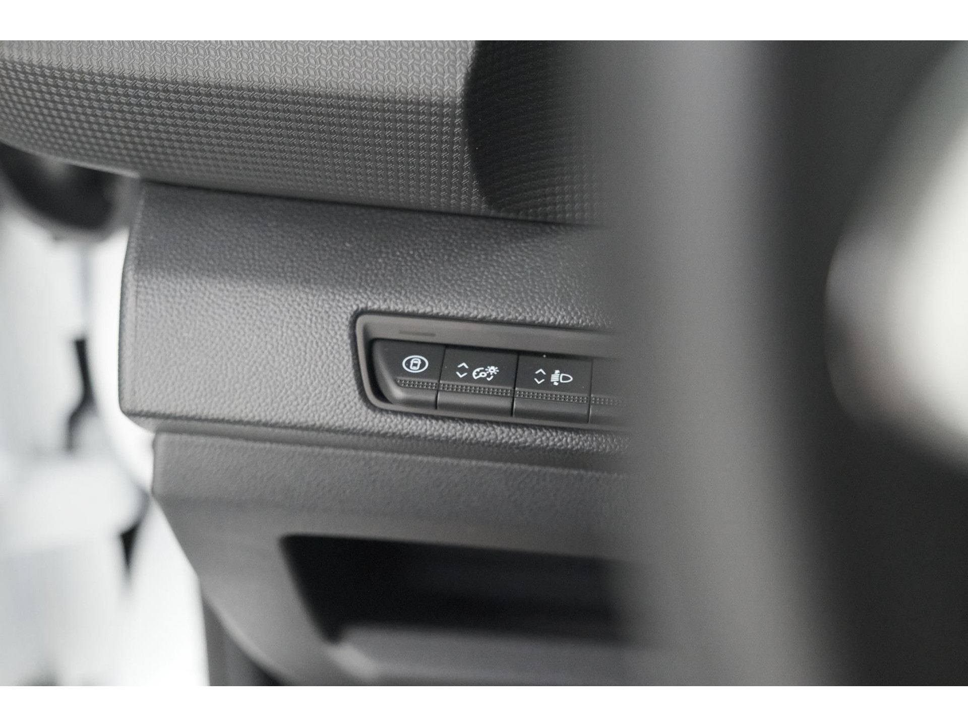 Renault Trafic 2.0 Blue dCi 130 T29 L2H1 Advance DC | 6 Zitplaatsen | Camera | Apple Carplay | Navigatie