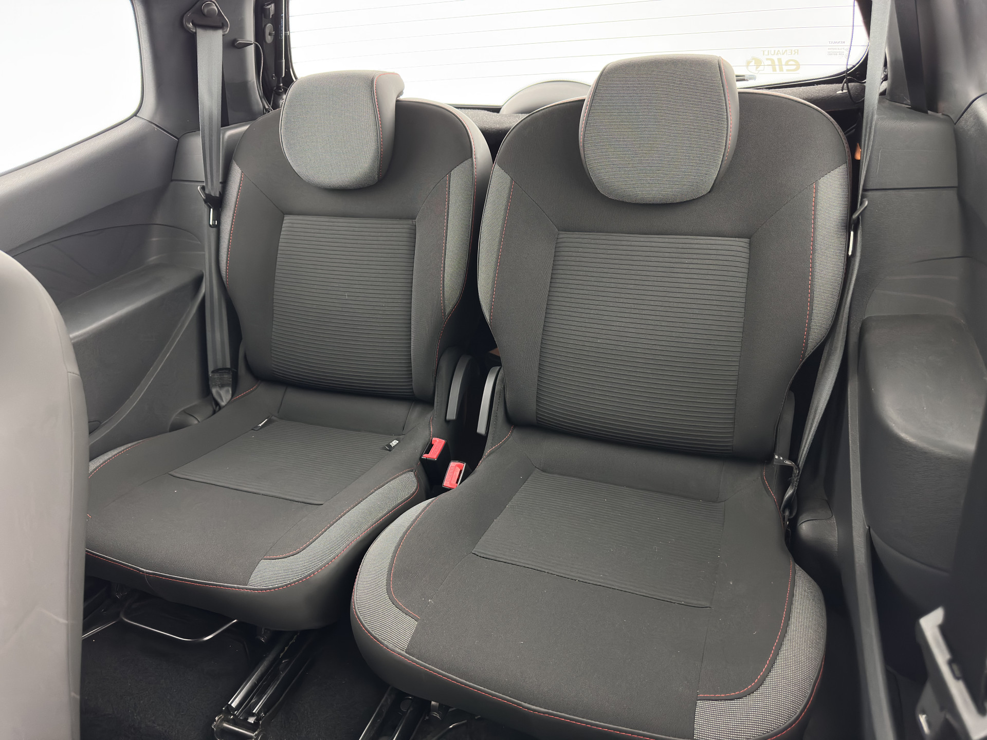 Renault Twingo 1.2 16V Dynamique *CLIMATE CONTROL | CRUISE | RADIO-CD/MP3 | COMFORTSEATS*