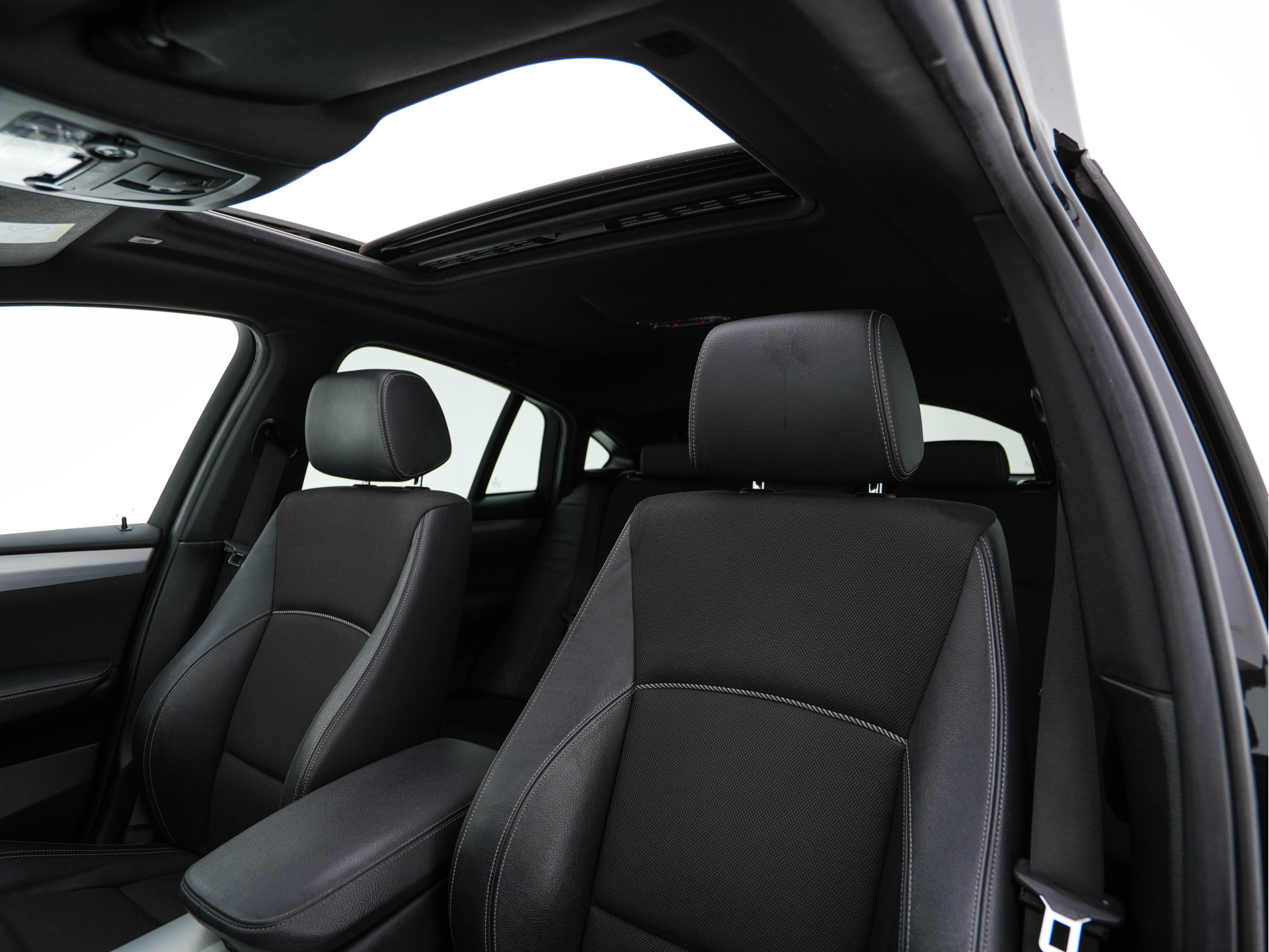 BMW X4 xDrive35d Centennial High Executive M-Sportpack Aut. *PANO | HEAD-UP | LEATHER-FABRIC | FULL-LED | ADAPTIVE-CRUISE | MEMORY-PACK | CAMERA | NAVI-FULLMAP | HEATED-SPORTSEATS | TOWBAR | PRIVACY-GLASS | SHIFT-PADDLES | 20''ALU*