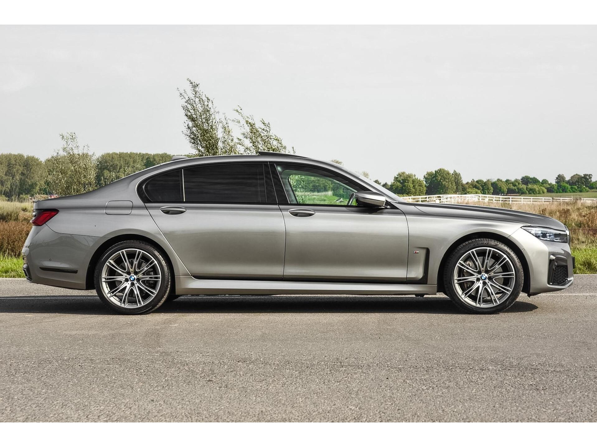 BMW 745Le High Executive | M Sport | Massage | Lounge