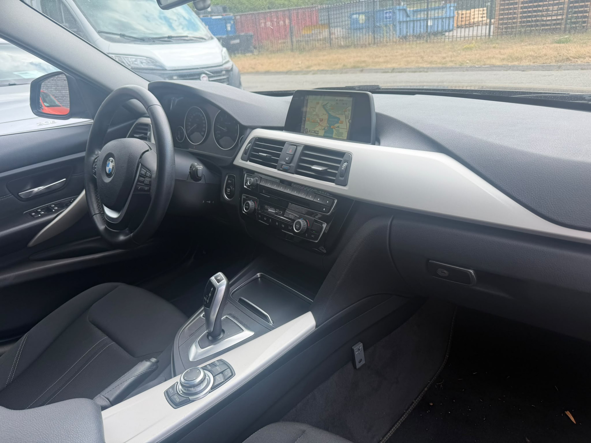 BMW 3-serie Touring 318i Centennial Executive | 3/6 OF 12 MND GARANTIE | NAVI | CLIMA | CRUISE | GOED ONDERHOUDEN |