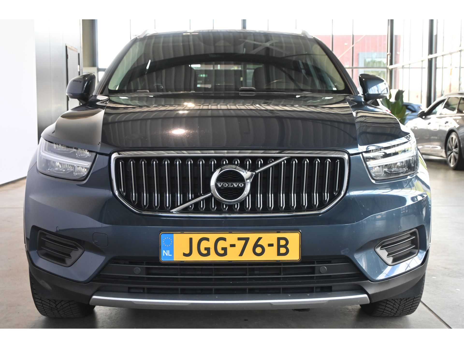 Volvo XC40 1.5 T5 Recharge Inscription Clima Cruise CarPlay Trekhaak PDC Lane Assist Camera 100% Onderhouden! Inruil Mogelijk!