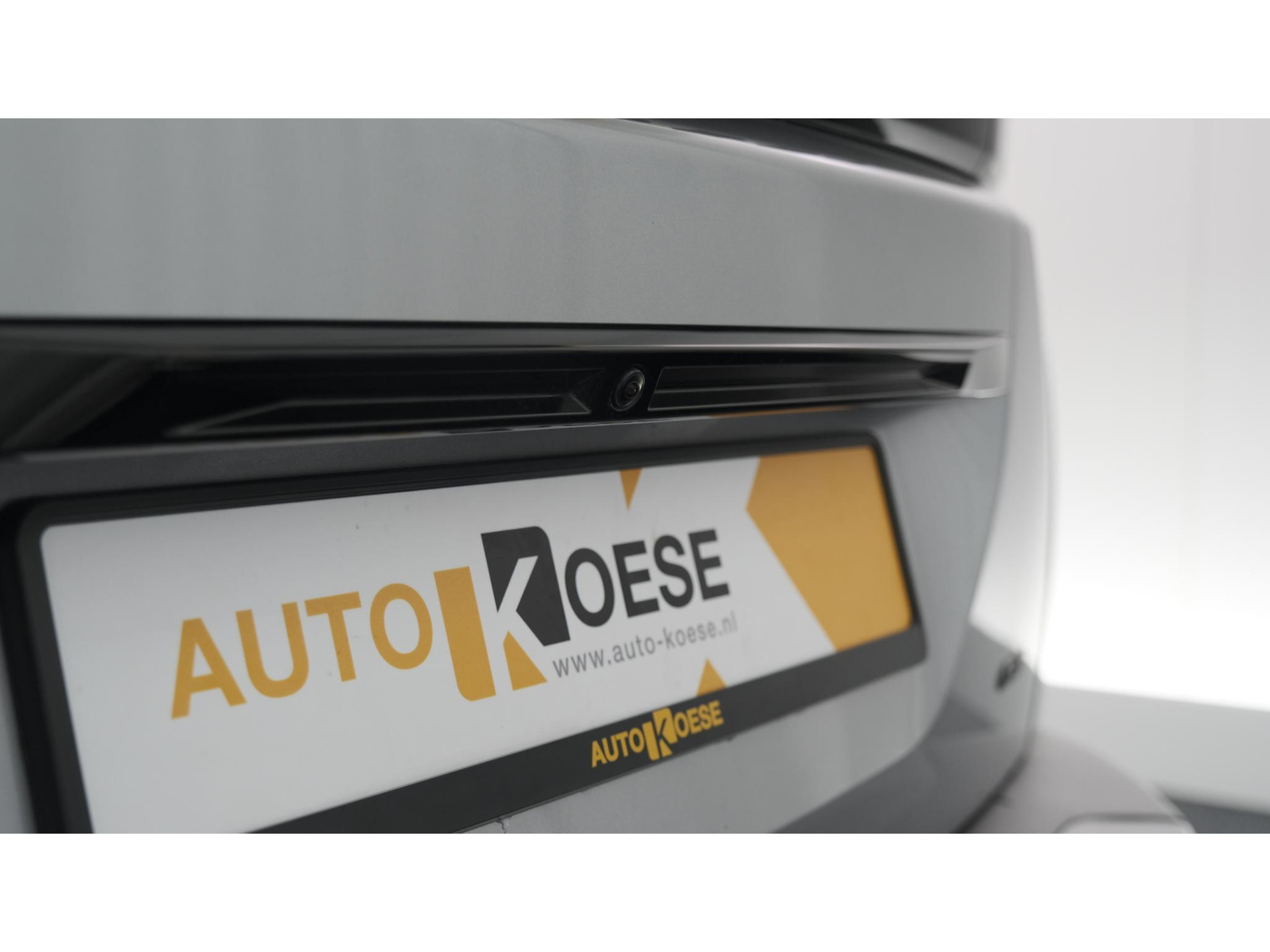 Peugeot 2008 PureTech 130 EAT8 GT | 360 Camera | Adaptieve Cruise Control | Dodehoekdetectie | Apple Carplay