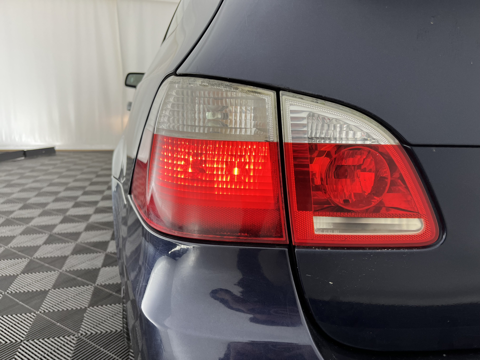 BMW 5-serie Touring 525d *PANO | LEATHER | NAVI-FULLMAP | HIFI-SOUND | ECC | HEATED-SPORTSEATS | PDC | CRUISE | TOWBAR | 16''ALU *