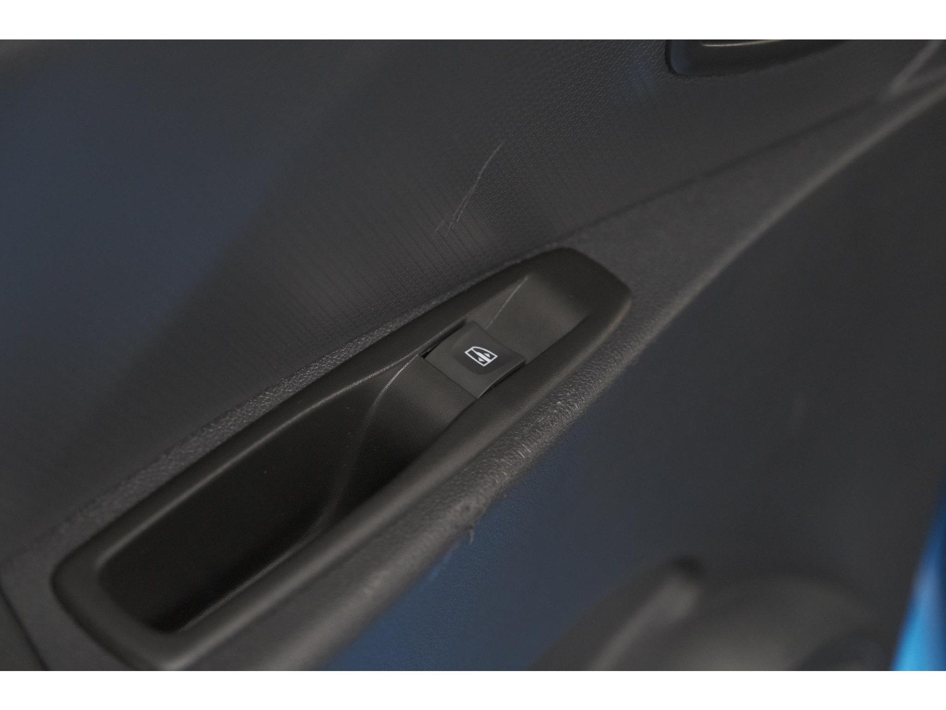 Renault Clio Estate TCe 90 Intens | Bleu De France | Parkeersensoren | Navigatie | Climate Control