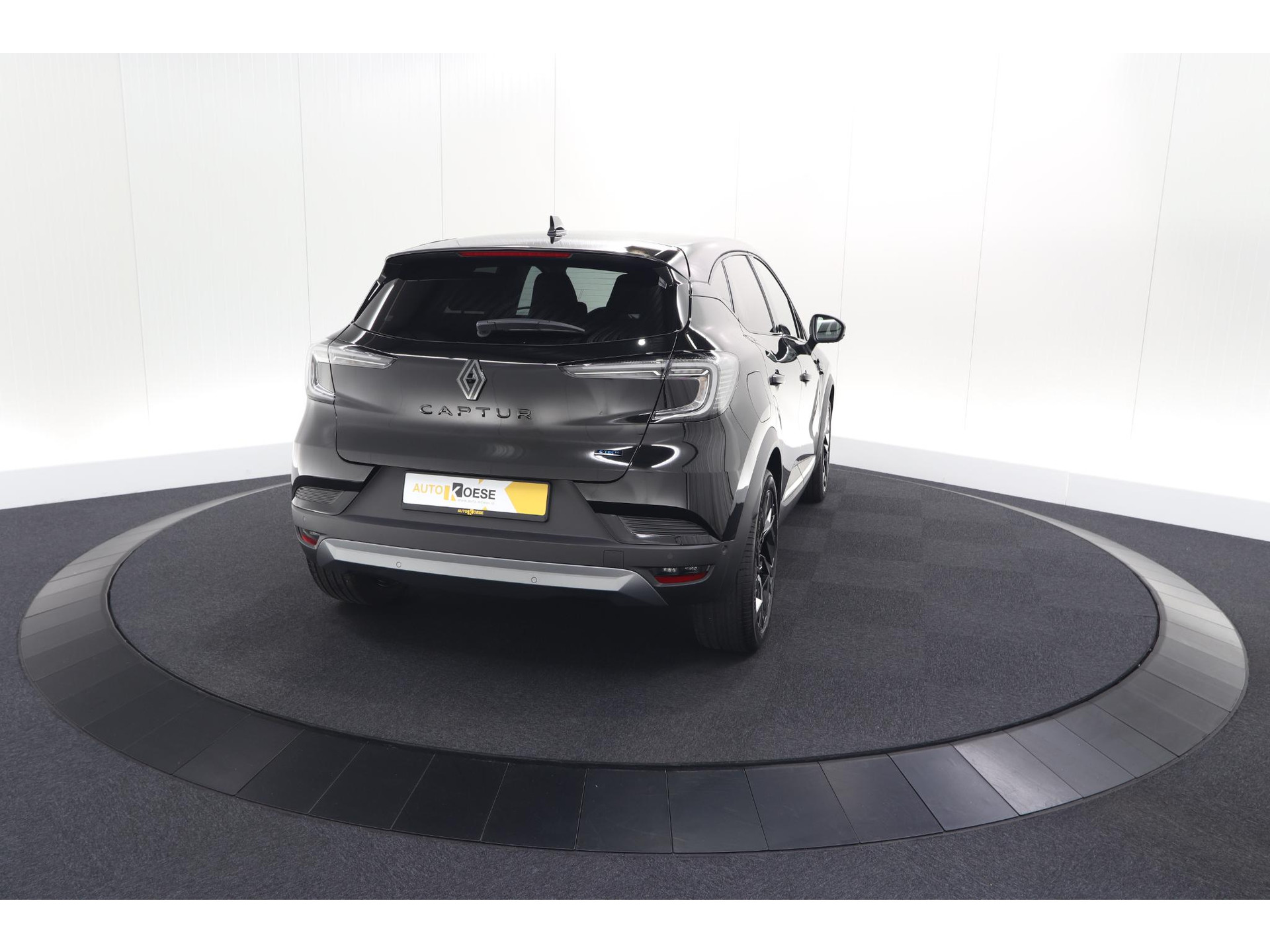 Renault Captur 1.8 E-Tech full hybrid 160 Esprit Alpine | 360 Camera | Adaptieve Cruise Control | Dodehoekdetectie | Stuurwielverwarming