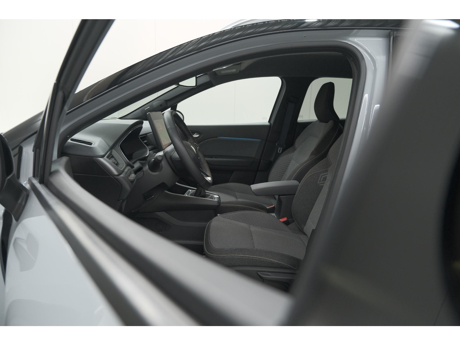 Renault Captur TCe 90 Techno | Nieuw Model | Camera | Harman Kardon | Apple Carplay | Parkeersensoren | 18 Inch Lichtmetalen Velgen
