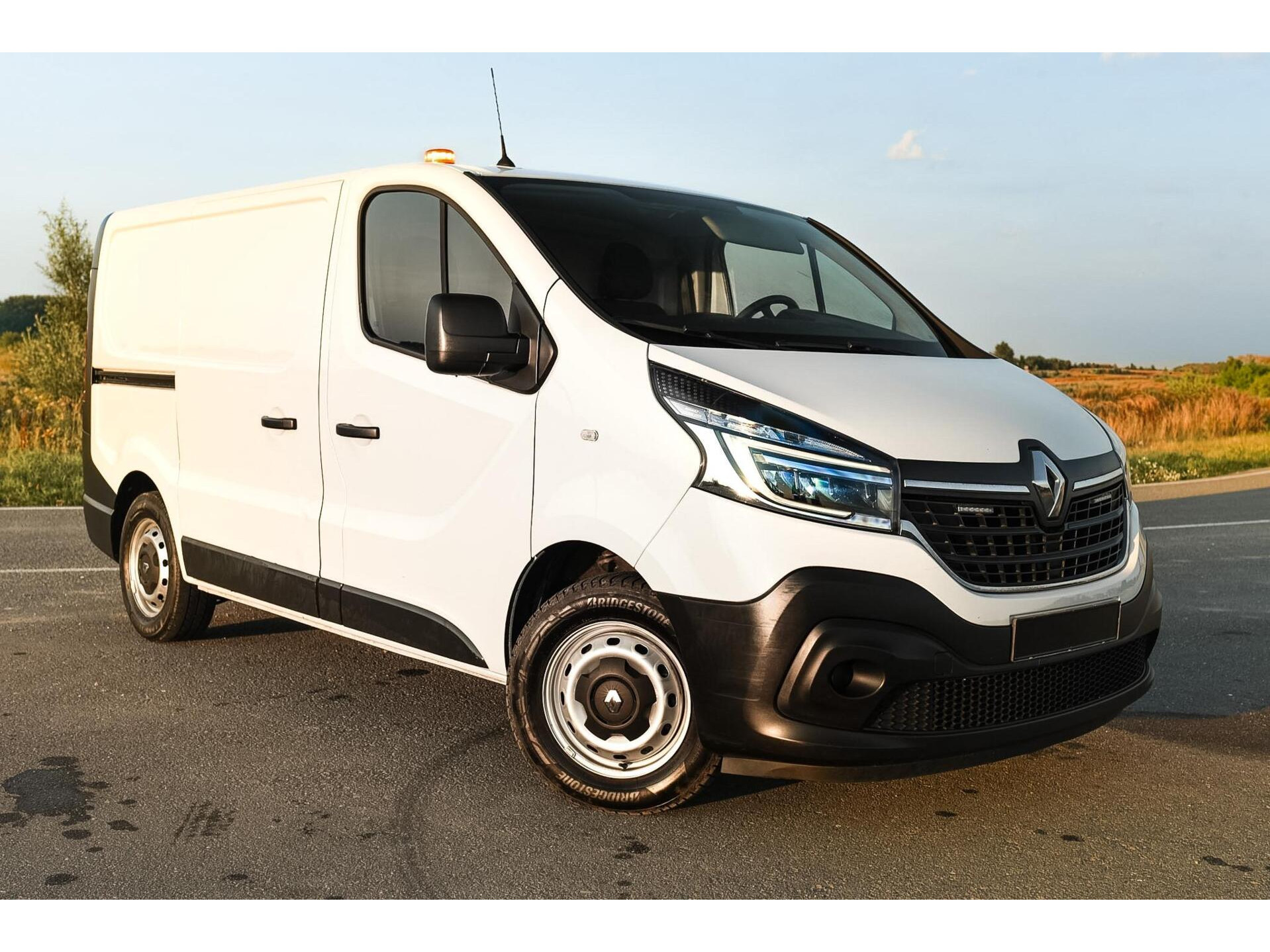 Renault Trafic 1.6 dCi T29 L1H1 Comfort Werklicht + Omvormer