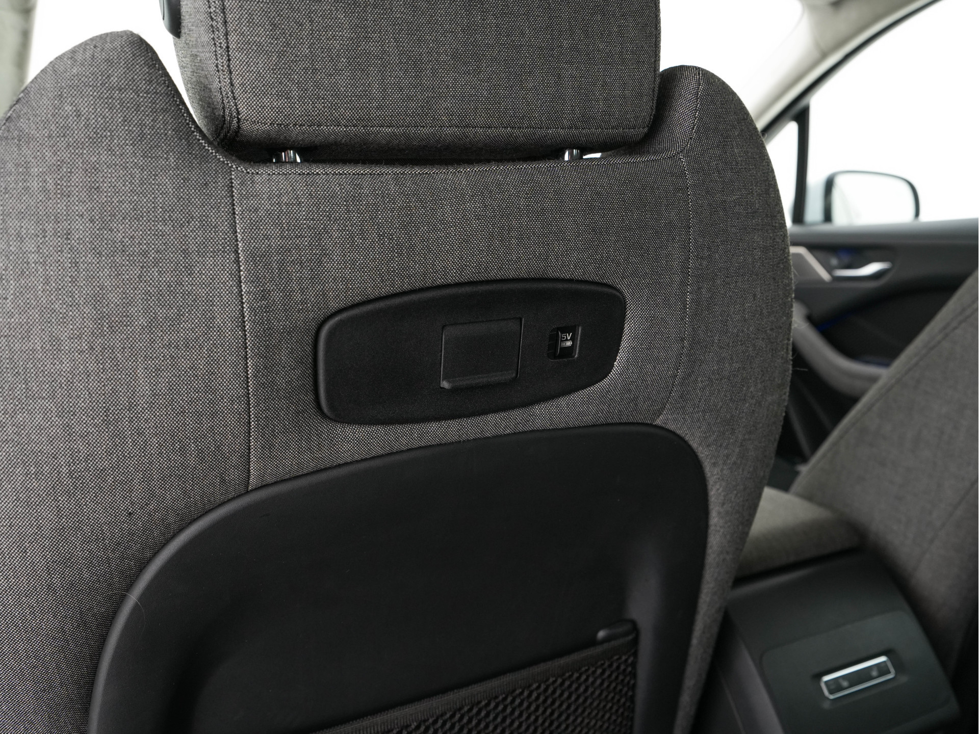 Jaguar I-PACE EV400 HSE First Edition AWD {SOH-91%} (INCL-BTW) Aut. *DIGI-COCKPIT | MATRIX-LED | MICROFIBRE | MERIDIAN-AUDIO | SURROUND-VIEW | KEYLESS | LANE-ASSIST | BLIND-SPOT | CRUISE | DAB | MEMORY-PACK | CCS-FASTLOADER | SPORT-SEATS | 22"