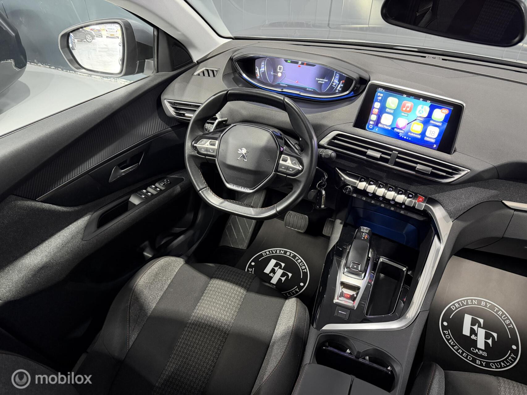 Peugeot 3008 1.2 PureTech Active|Automaat|CarPlay|Camera|Trekhaak|NAP