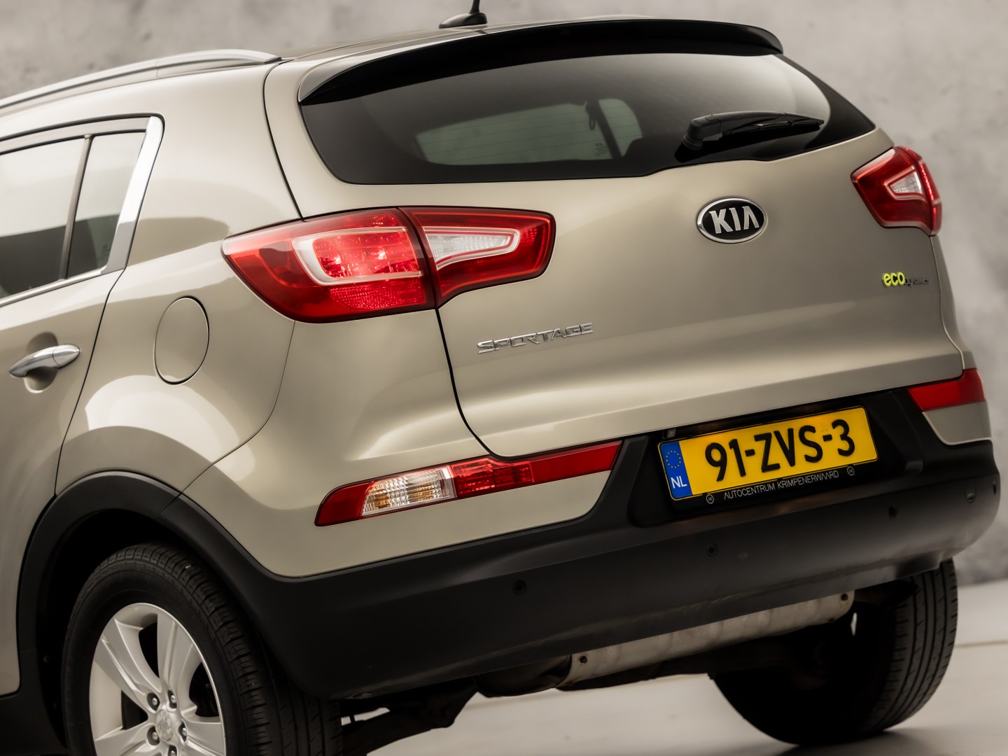 Kia Sportage 1.6 GDI Super Pack Sport (NAVIGATIE, CAMERA, CLIMATE, LEDER, SPORTSTOELEN, CRUISE, GETINT GLAS, NIEUWSTAAT)