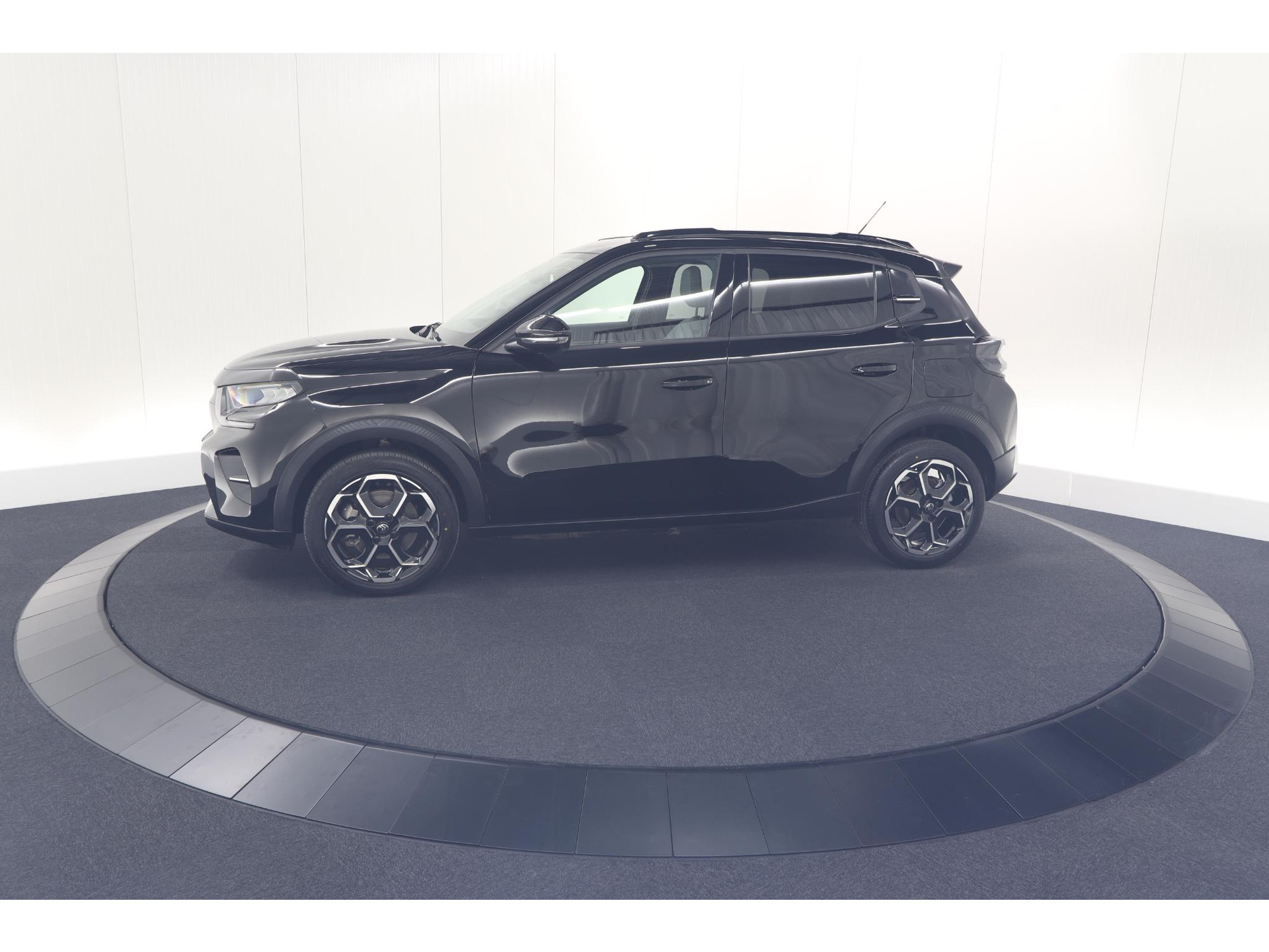 Citroen Ë-C3 Max 113pk 44 kWh | 7 KW Laadfunctie | Camera | Navigatie | Apple Carplay | Parkeersensoren