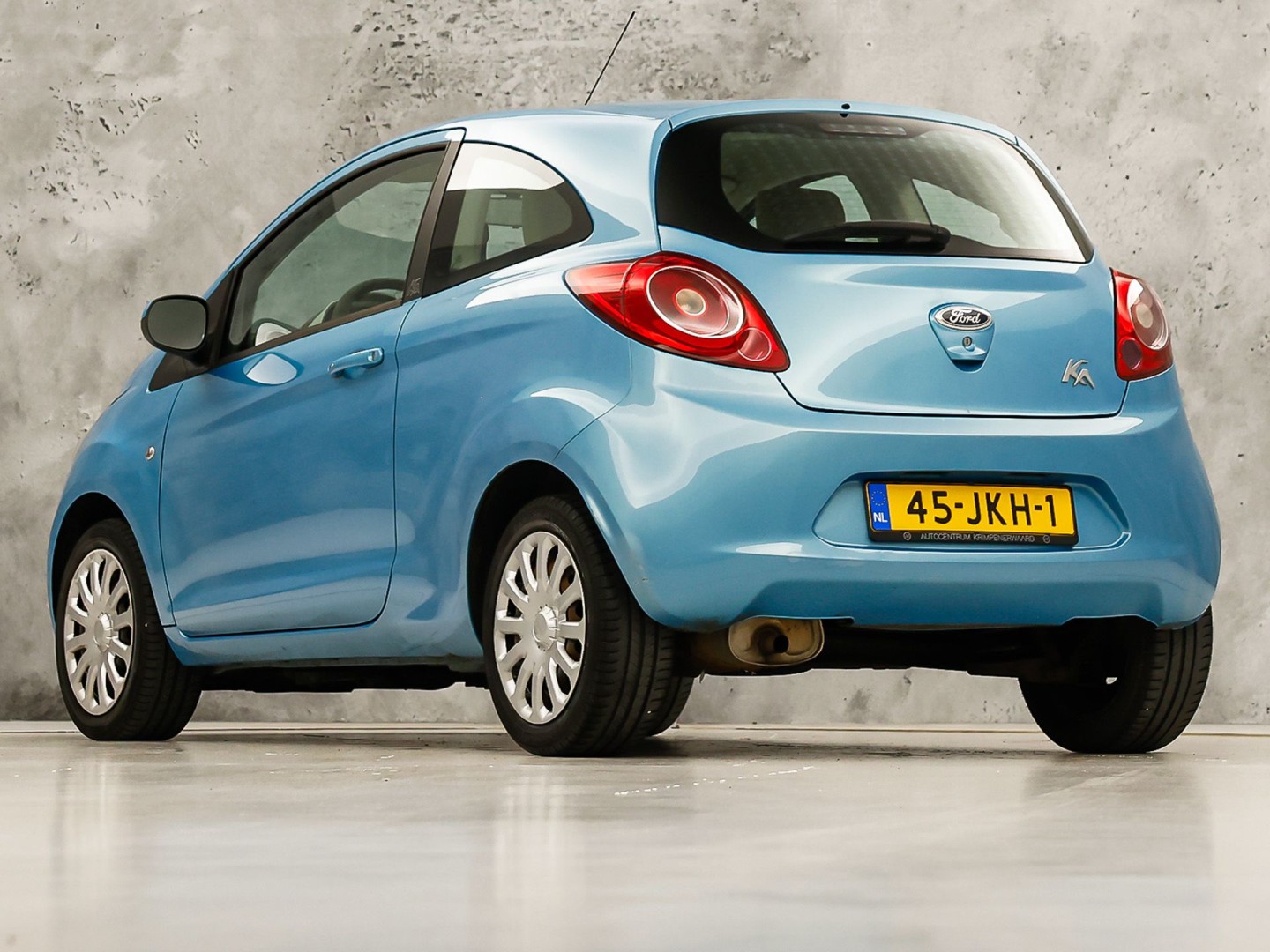 Ford Ka 1.2 Titanium (AIRCO, RADIO, SPORTSTOELEN, ELEK RAMEN, NIEUWE APK, NIEUWSTAAT)