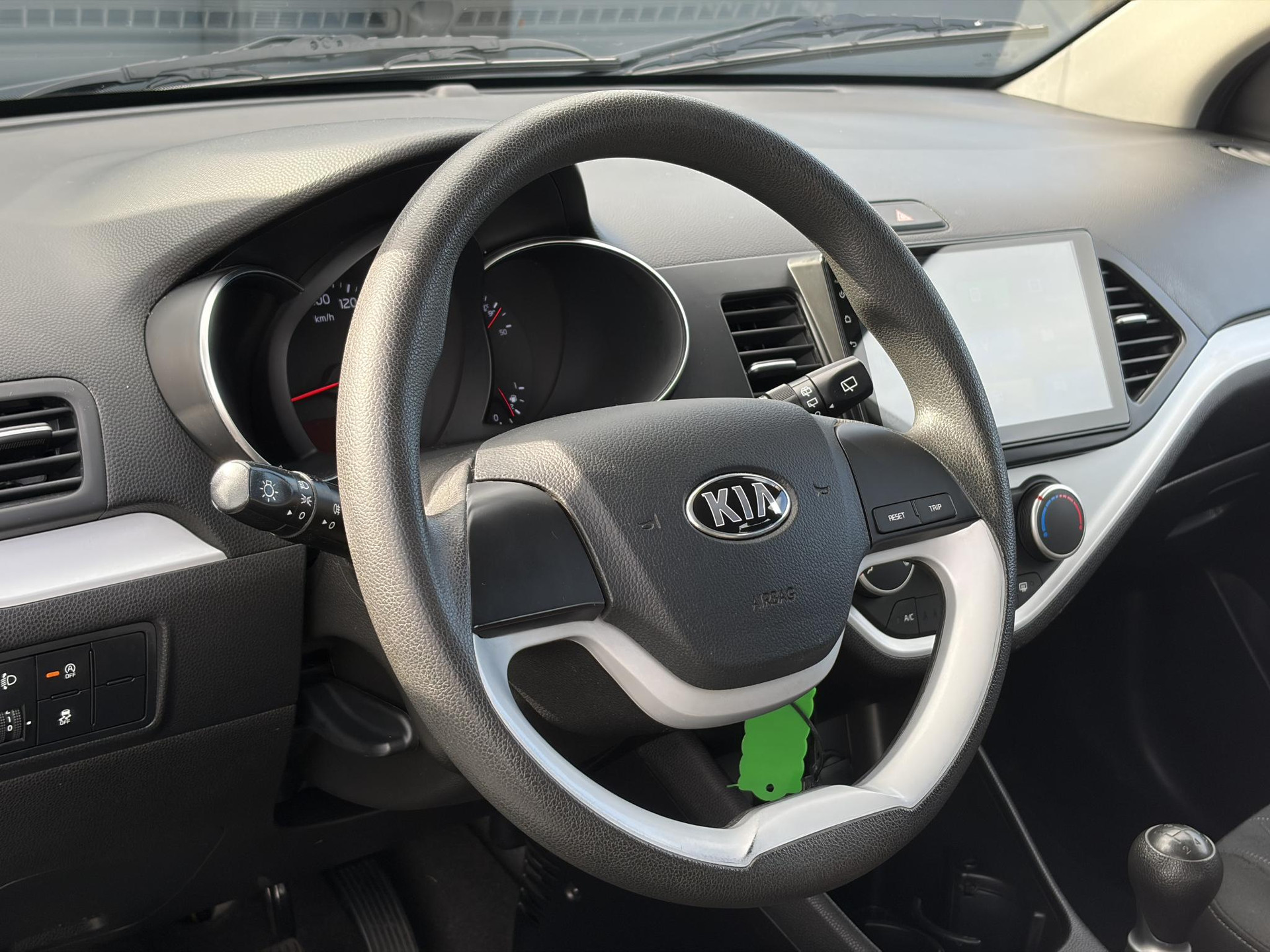 Kia Picanto 1.0 CVVT ComfortLine ✓Carplay✓Airco✓Navi✓5 Deurs✓4 Elekt Ramen✓Bj 10-2015✓Zeer Zuinig✓N.A.P✓Nieuwe Apk bij Aflevering