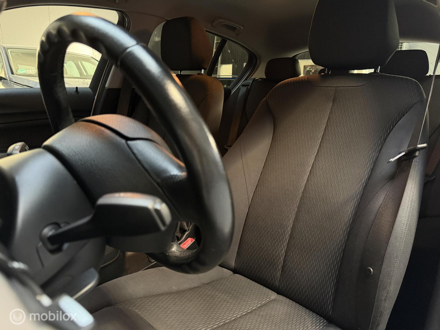 BMW 1-serie 116i | Automaat | Nieuwe ketting | NAP |Trekhaak