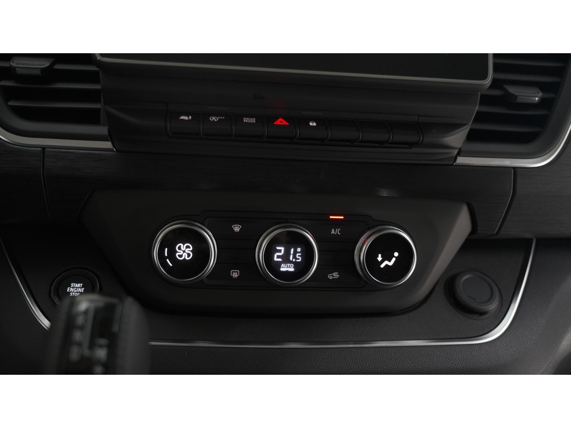 Renault Trafic 2.0 Blue dCi EDC 170 T29 L2H1 Extra DC | 6 Zitlplaatsen | Camera | Navigatie | Climate Control | Dubbele Cabine