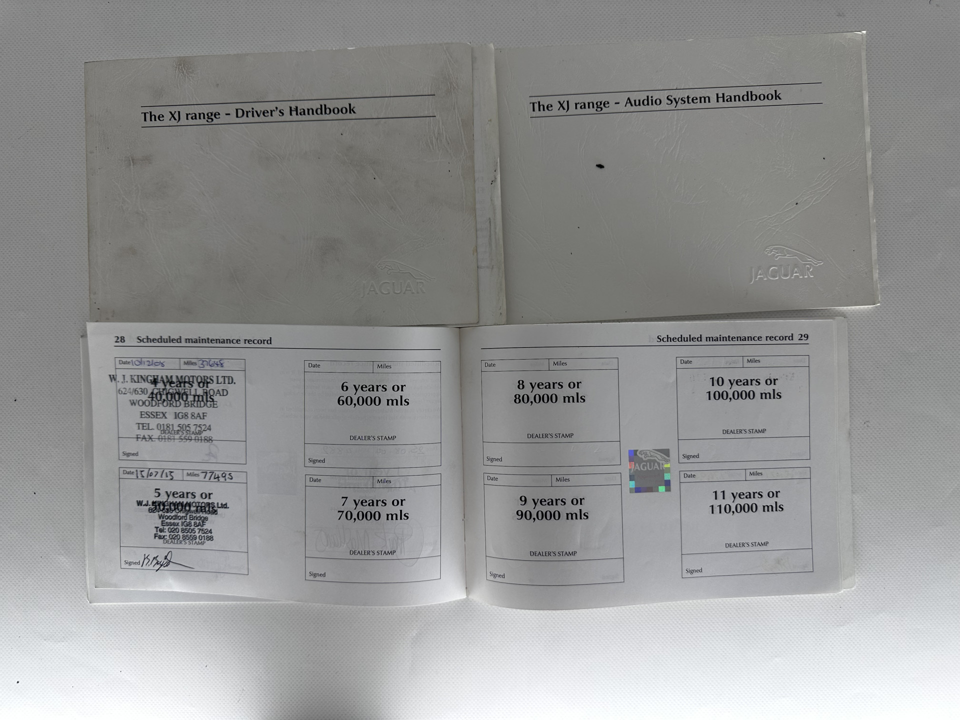 Jaguar XJ 3.5 V8 Executive [ Right-Hand-Drive ] Aut. *LEATHER | BI-XENON | ECC | WOODEN-INLAY | HEATED-COMFORTSEATS | MEMORY-PACK | JAGUAR-AUDIO | PDC | CRUISE | 18"ALU*