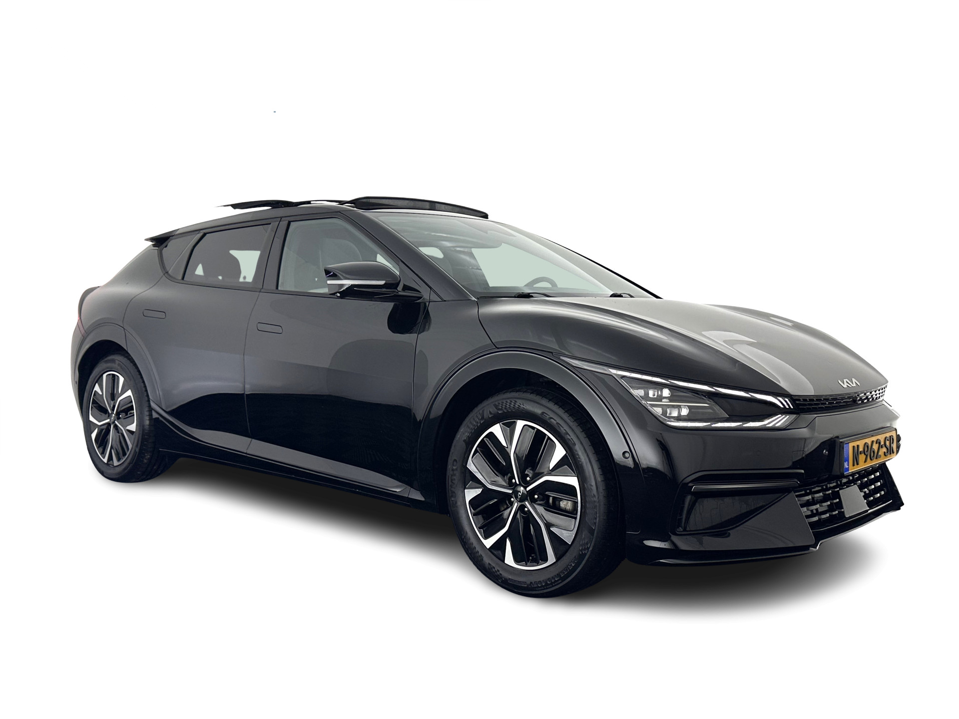 Kia EV6 GT-Line 77.4 kWh (3-Fase-11kW) {SOH-96%} (INCL-BTW) Aut. *HEATPUMP | PANO | HEAD-UP | LEATHER-ALCANTARA | ADAPTIVE-CRUISE | DIGI-COCKPIT | MERIDIAN-AUDIO | MEMORYPACK | FULL-LED | KEYLESS | TOPVIEW | DAB | BLINDSPOT | NAVI-FULLMAP |