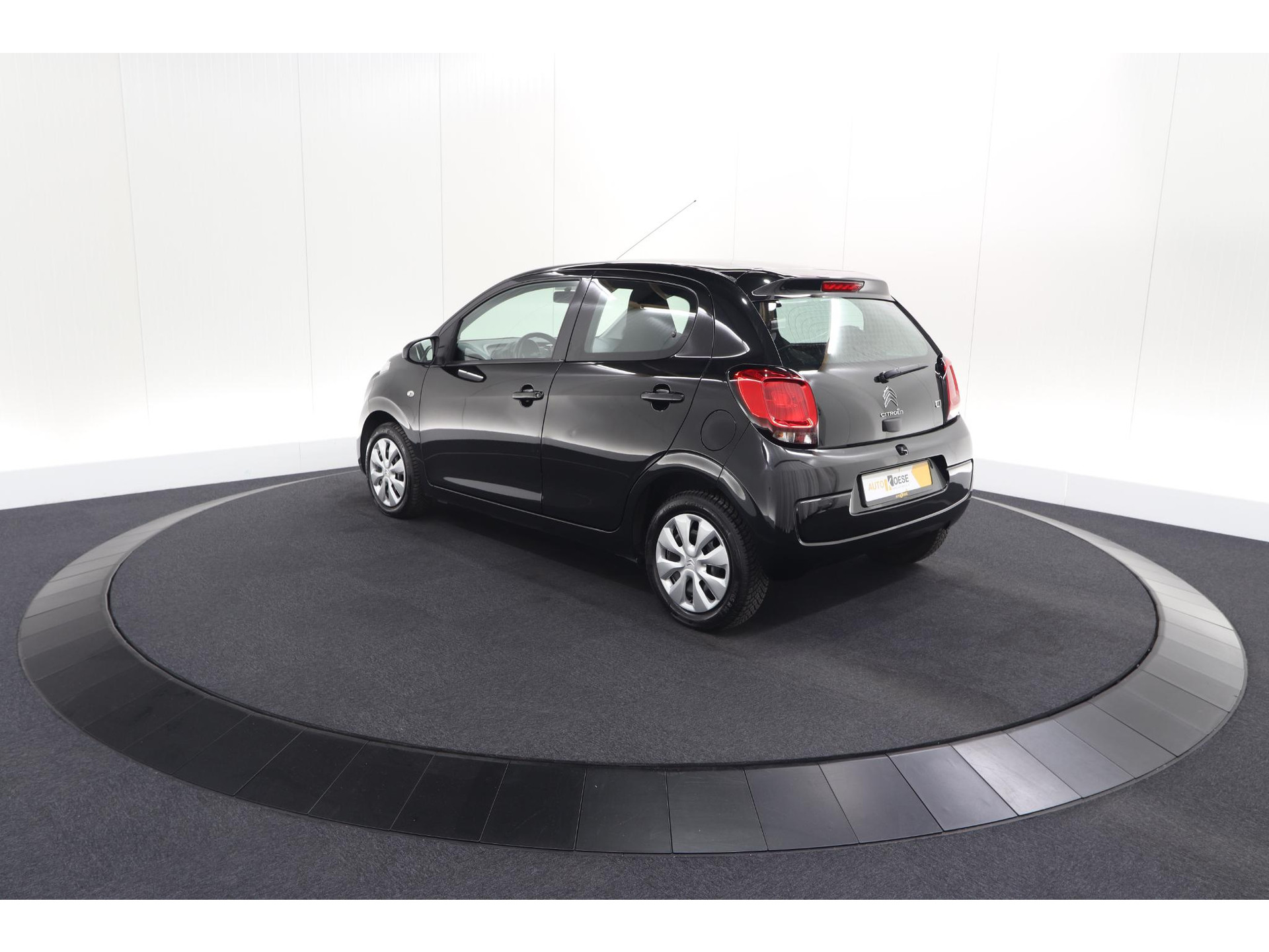 Citroen C1 1.0 VTi Feel | AllSeason banden | Radio | Bluetooth | Airco | 5 Deurs